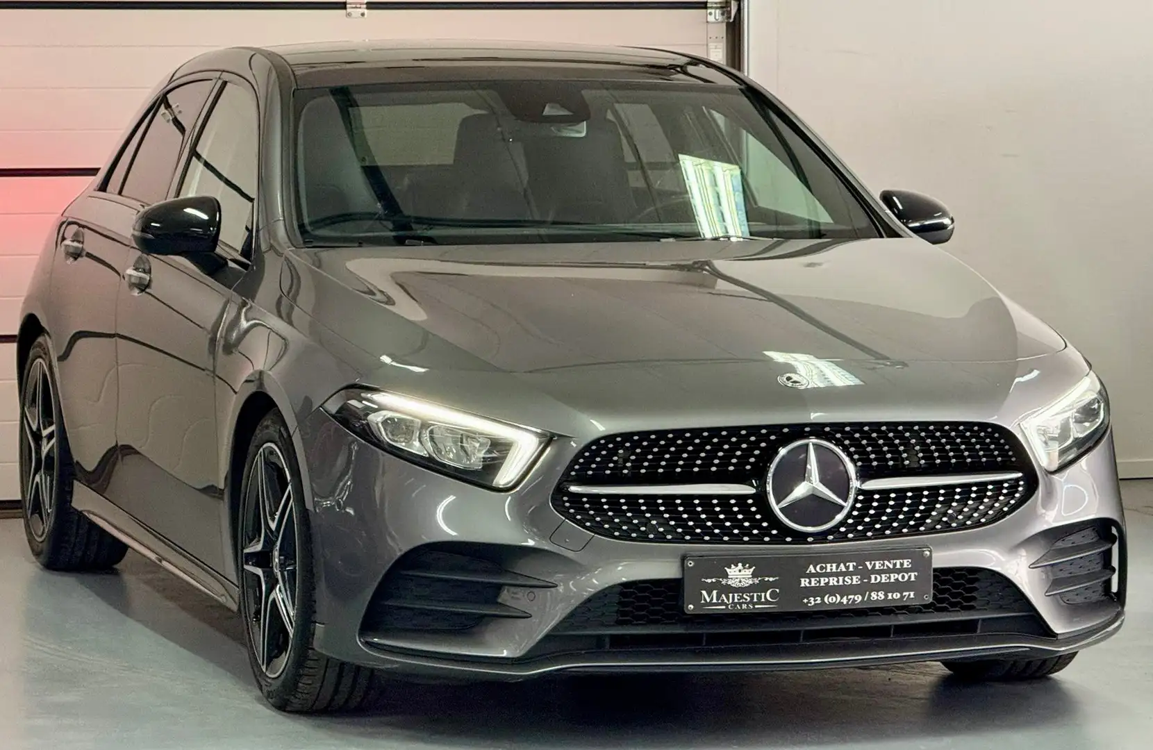 Mercedes-Benz A 200 Classe A 200 7G-DCT AMG Line Gris - 1