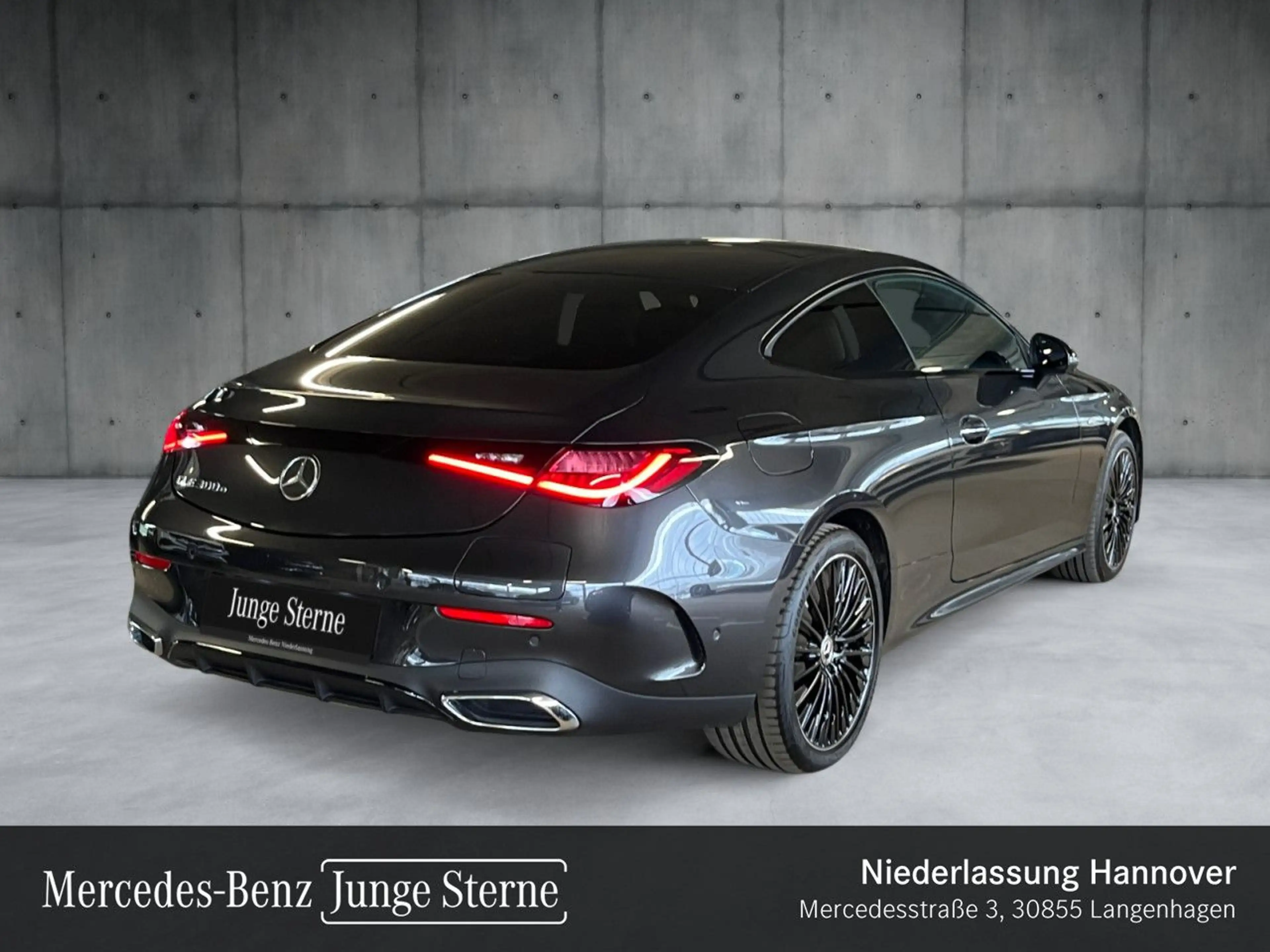 Mercedes-Benz CLE 300 e AMG+NIGHT+PANO+360+KEYLESS+9G — photo 8