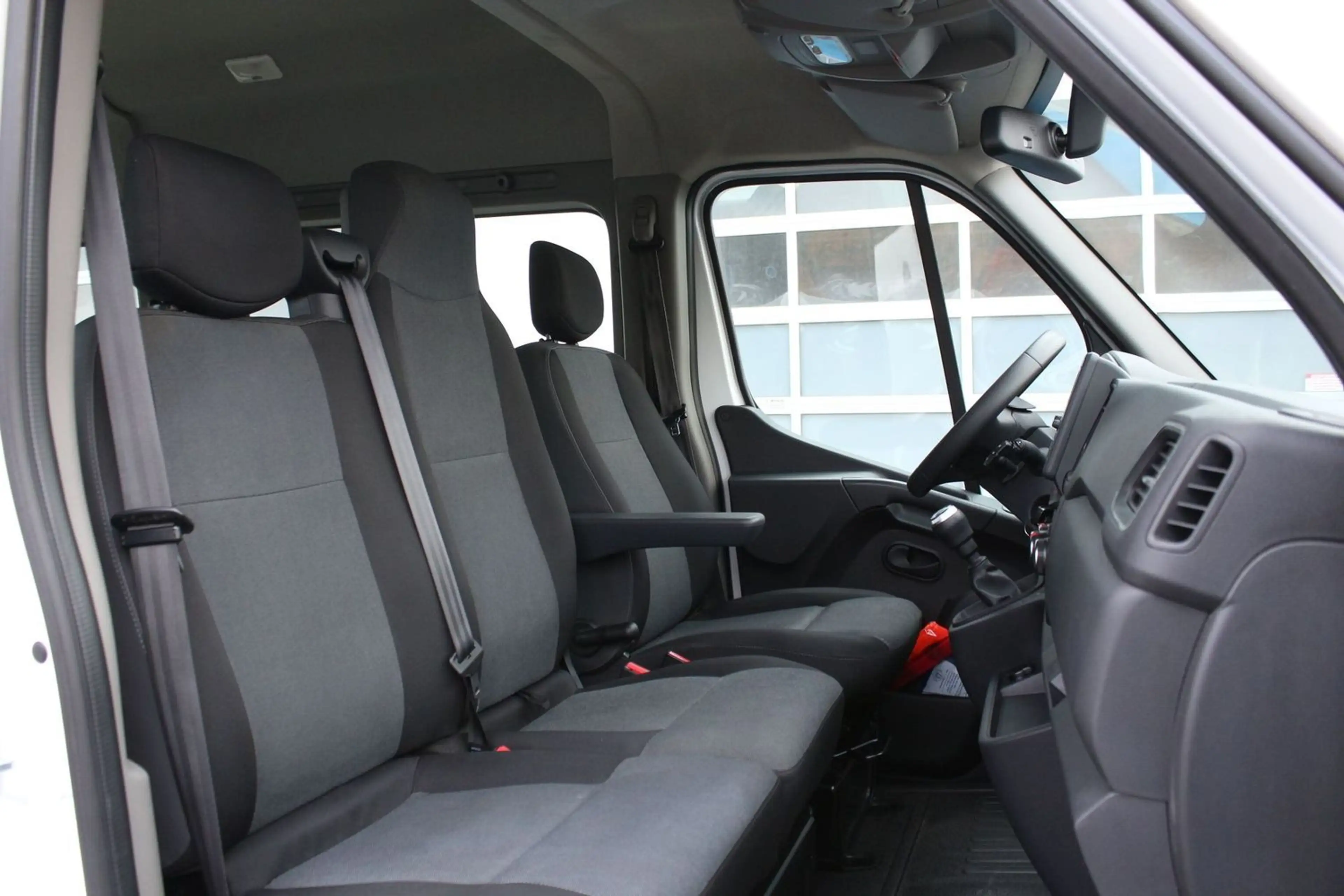 Renault Master L2H2 9-Sitzer Klima — photo 14