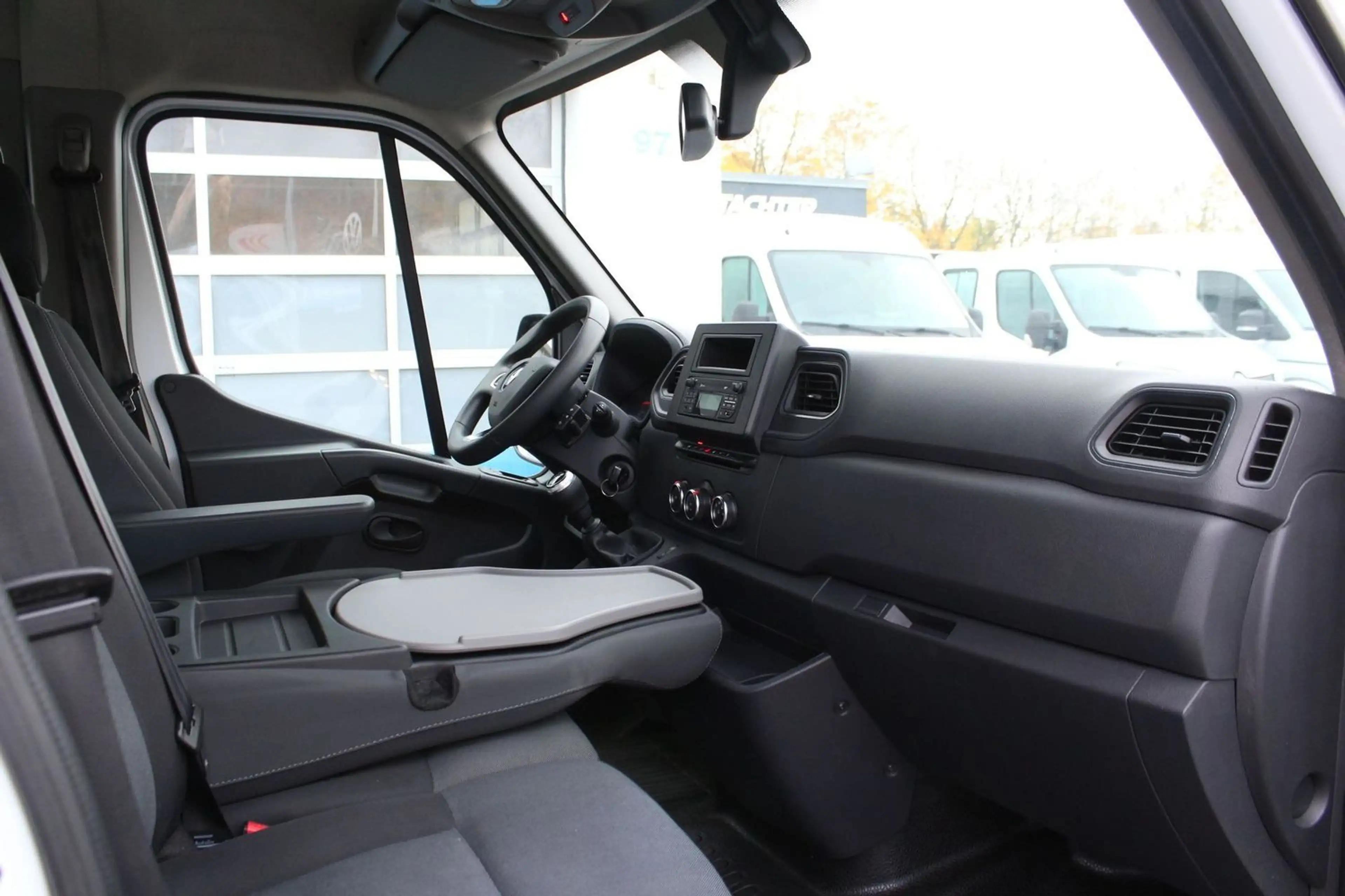 Renault Master L2H2 9-Sitzer Klima — photo 12