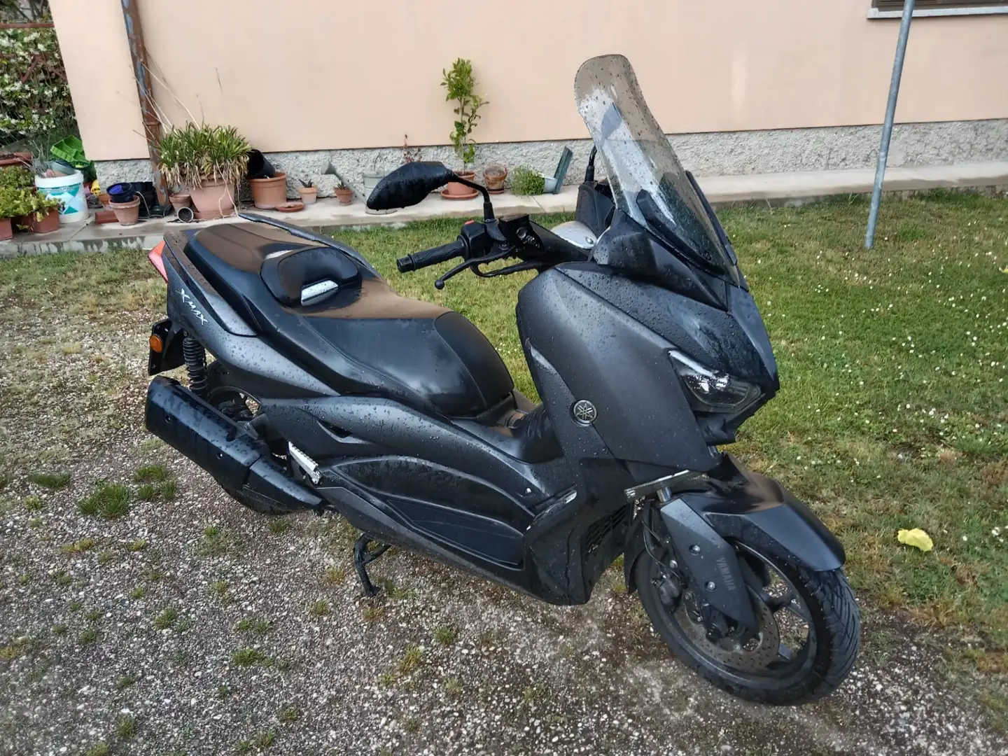 Yamaha X-Max 300 Negro - 1