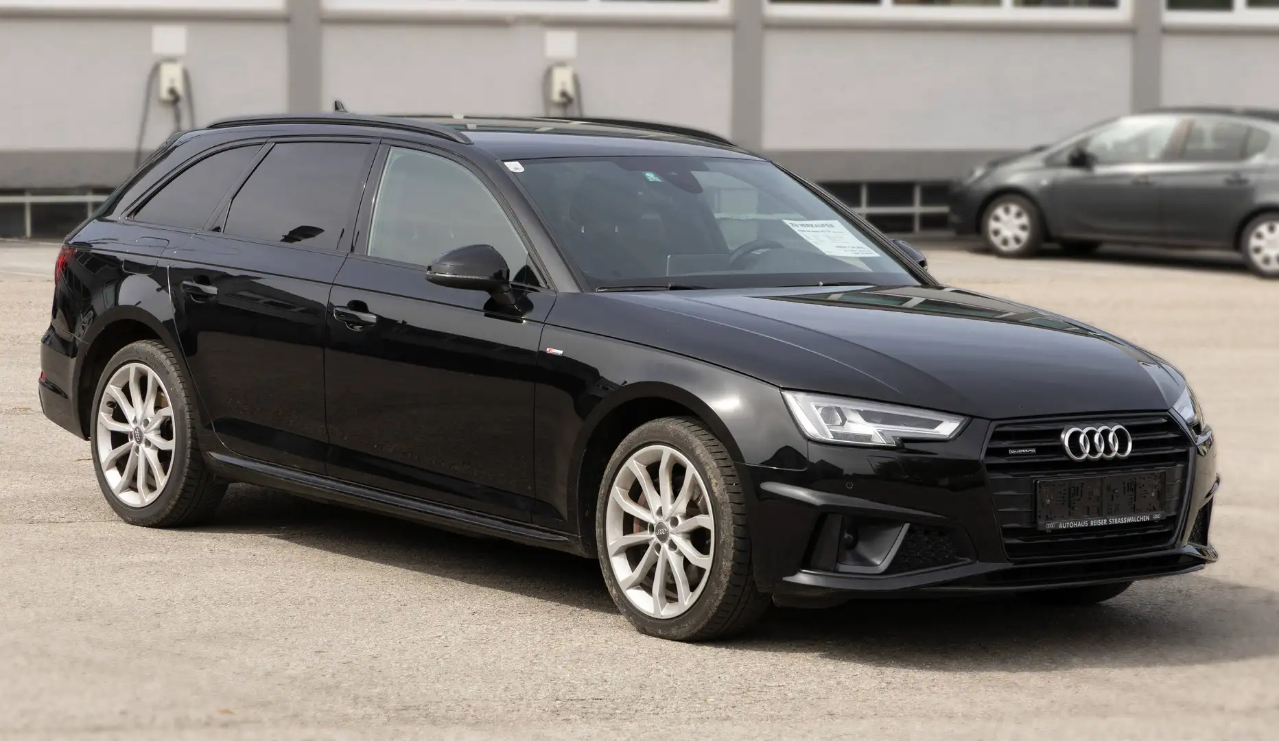 Audi A4 A4 Avant 40 TDI quattro sport S-tronic sport Schwarz - 1