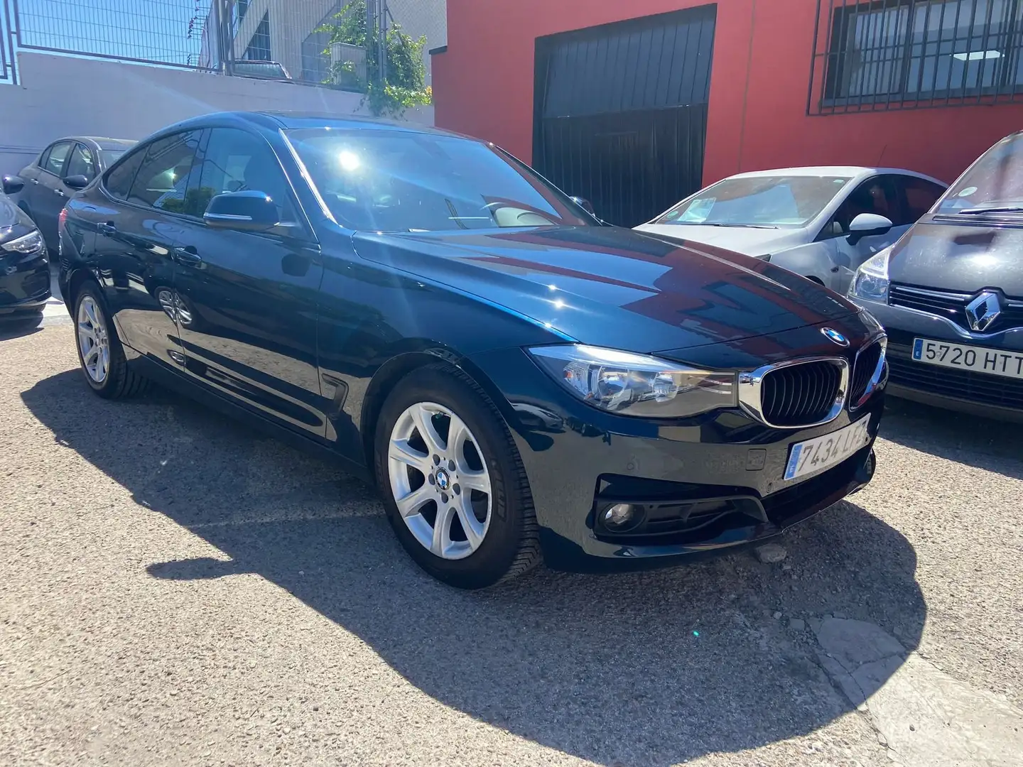 BMW 318 318d Gran Turismo Gris - 2