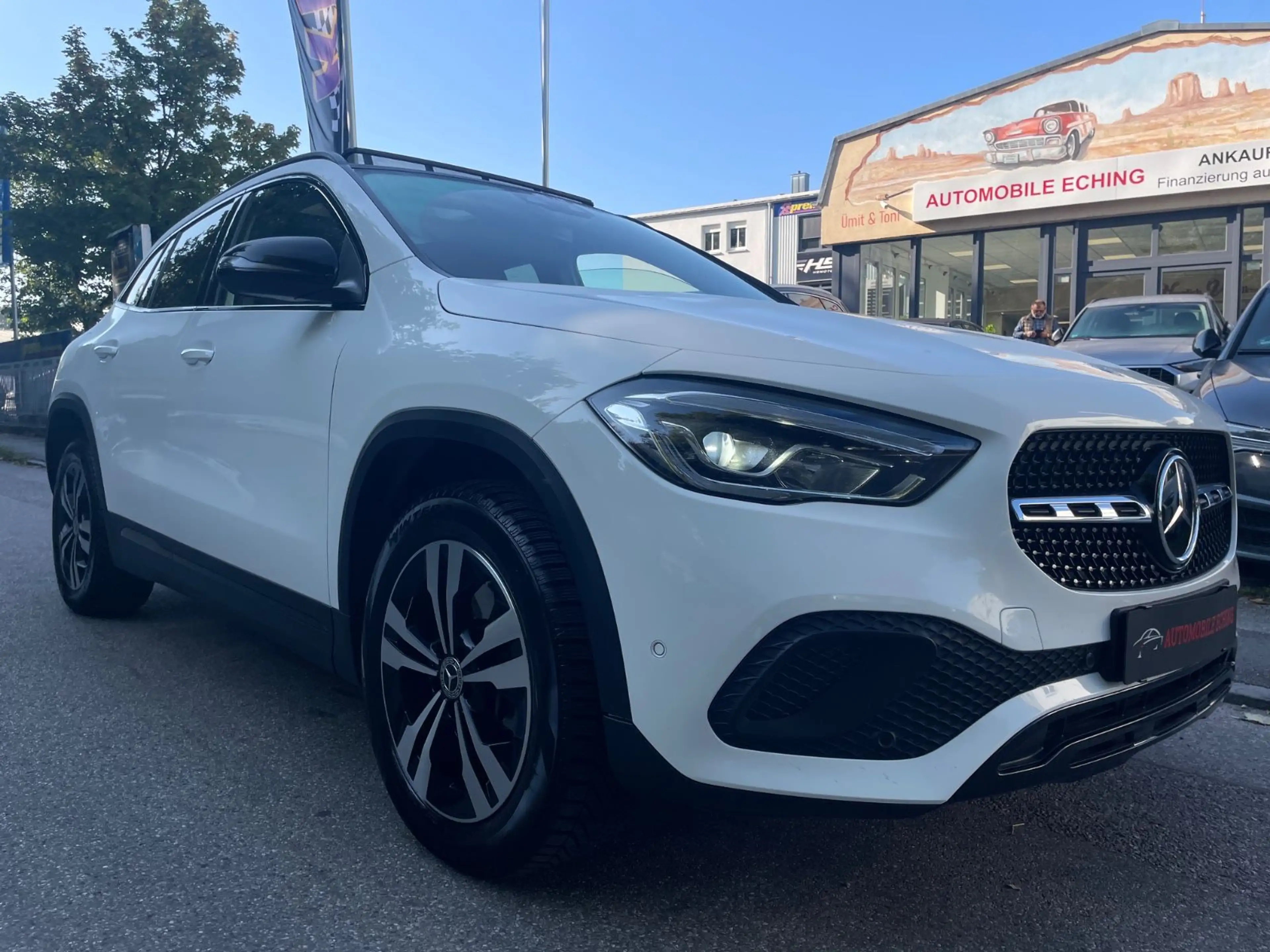 Mercedes-Benz GLA 250 e EQ*Pano*Navi*Kamera*LED*Leder*HeadUp* — photo 8