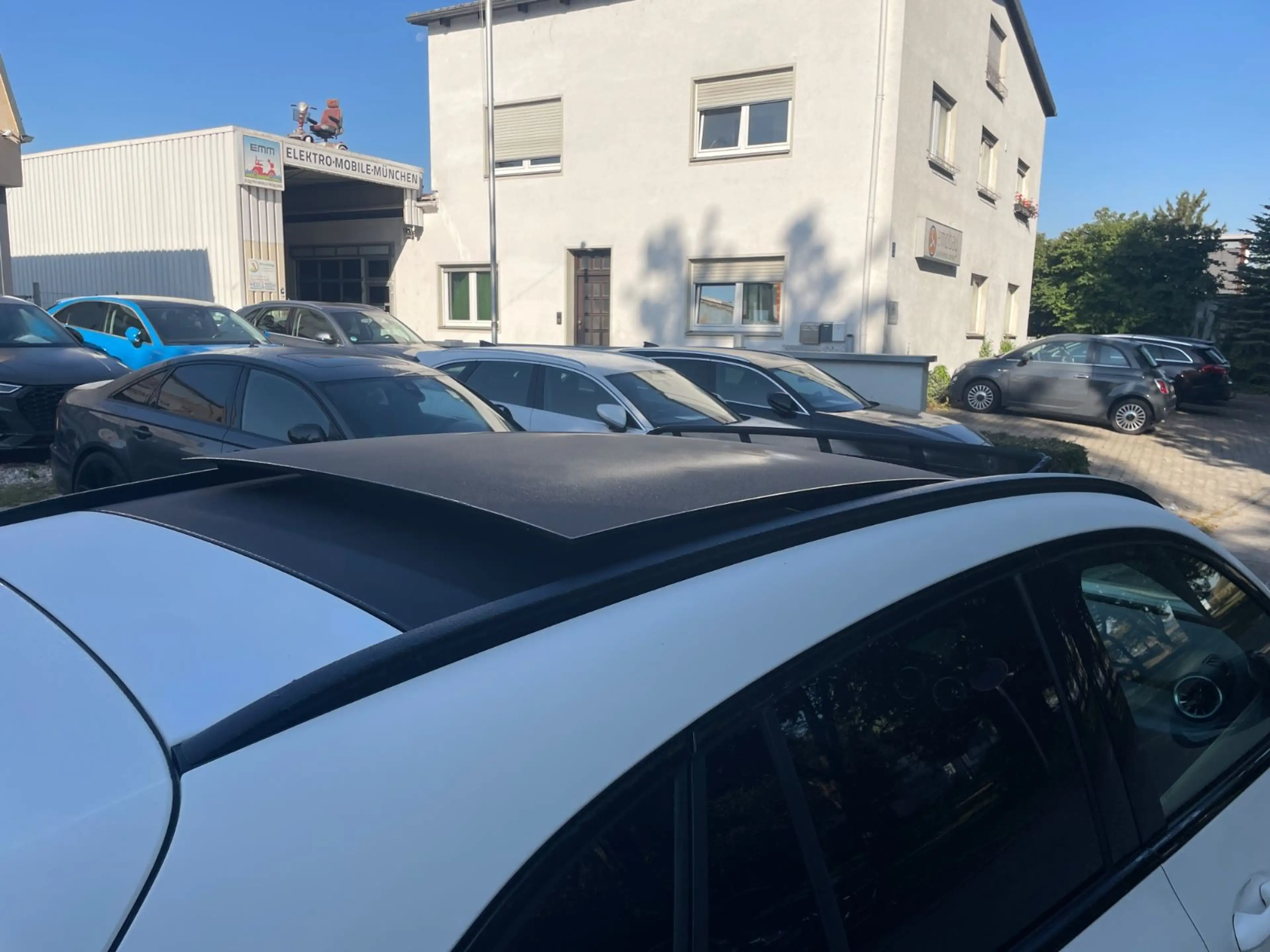 Mercedes-Benz GLA 250 e EQ*Pano*Navi*Kamera*LED*Leder*HeadUp* — photo 13