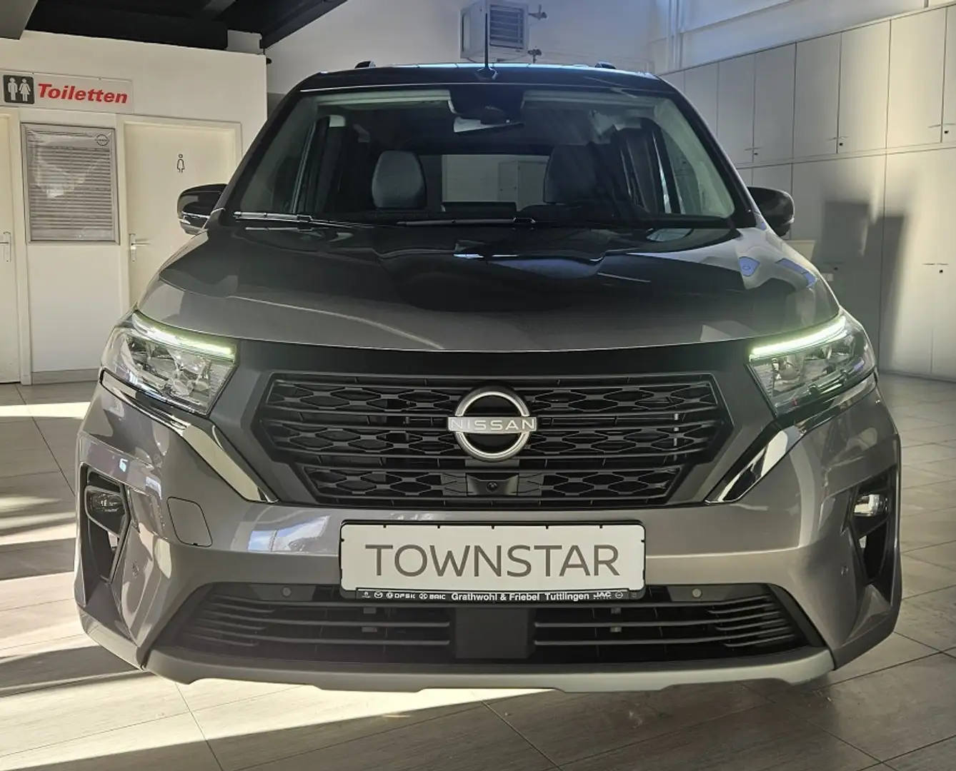 Nissan Townstar KOMBI L1 DIG-T 130 AT Tekna Grau - 2