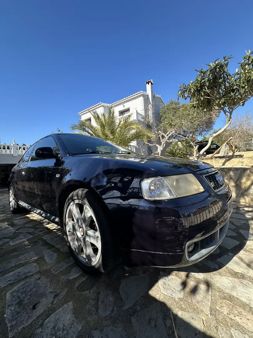 Audi S3 1.8 T quattro - 1