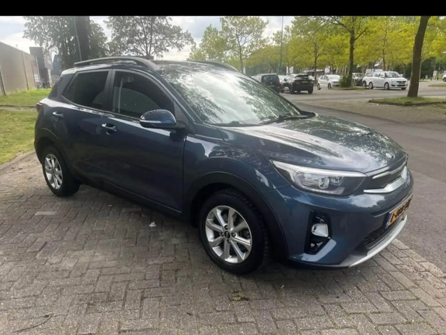 Kia Stonic Stonic 1.2 MPi C.Pl.L. Nav. plava - 2