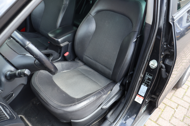 Hyundai iX35 2.0i Style — photo 7