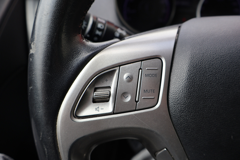 Hyundai iX35 2.0i Style — photo 11