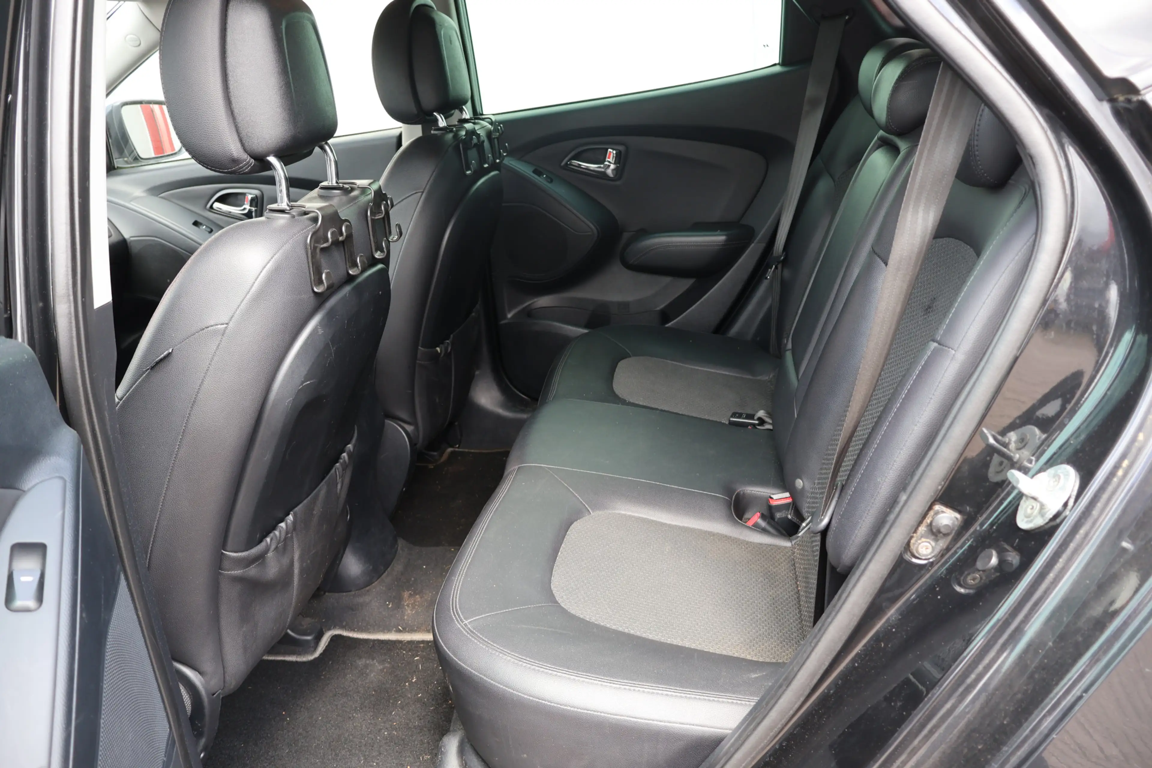 Hyundai iX35 2.0i Style — photo 16