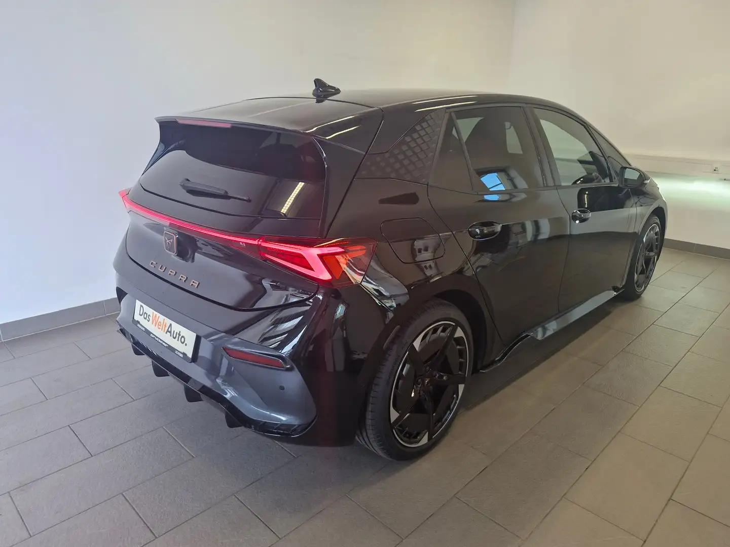 CUPRA Born 79/84 e-Boost 170kW/231PS Schwarz - 2