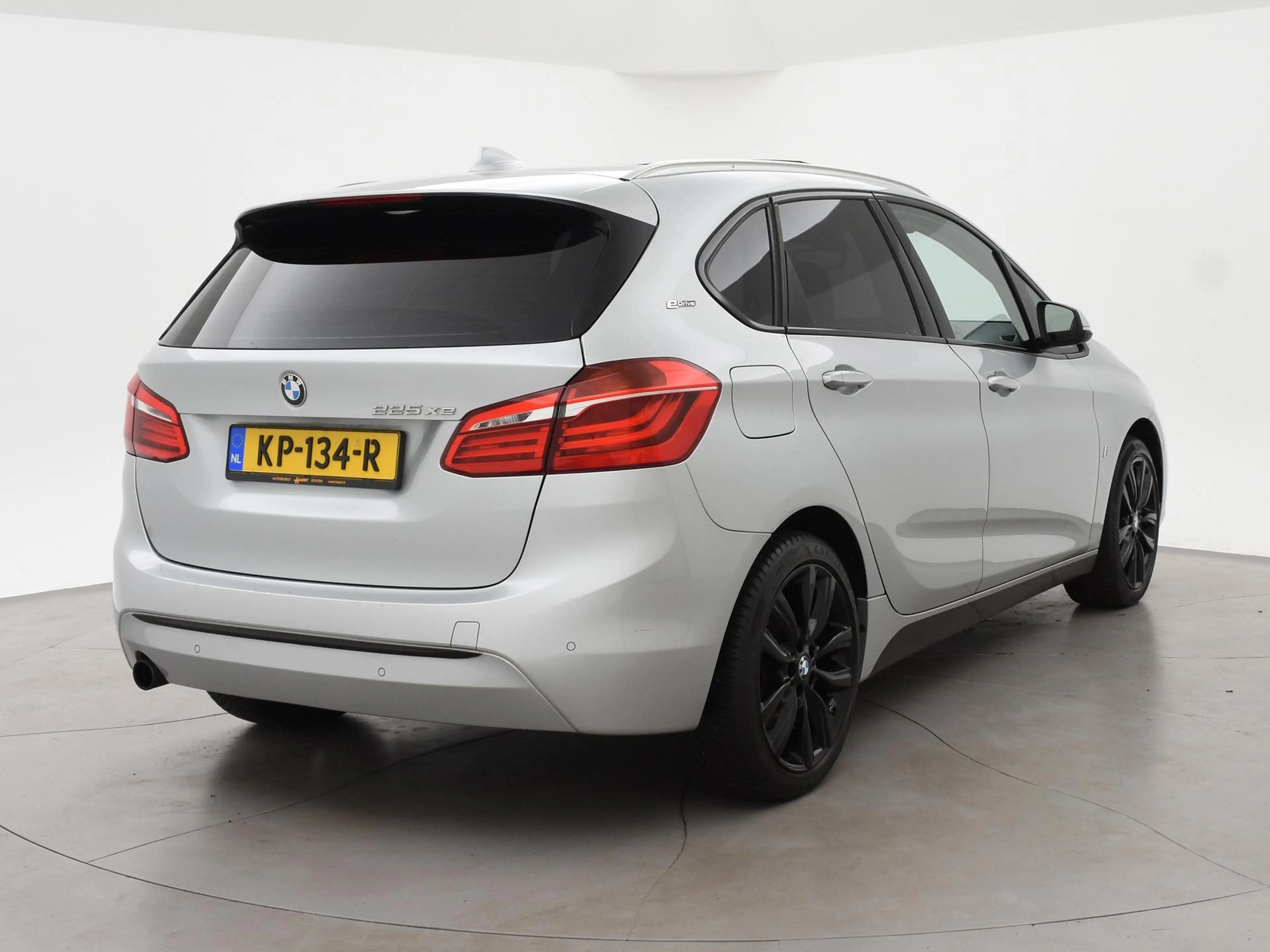 BMW 225 2-serie Active Tourer 225xe iPerformance 224 PK + — photo 2