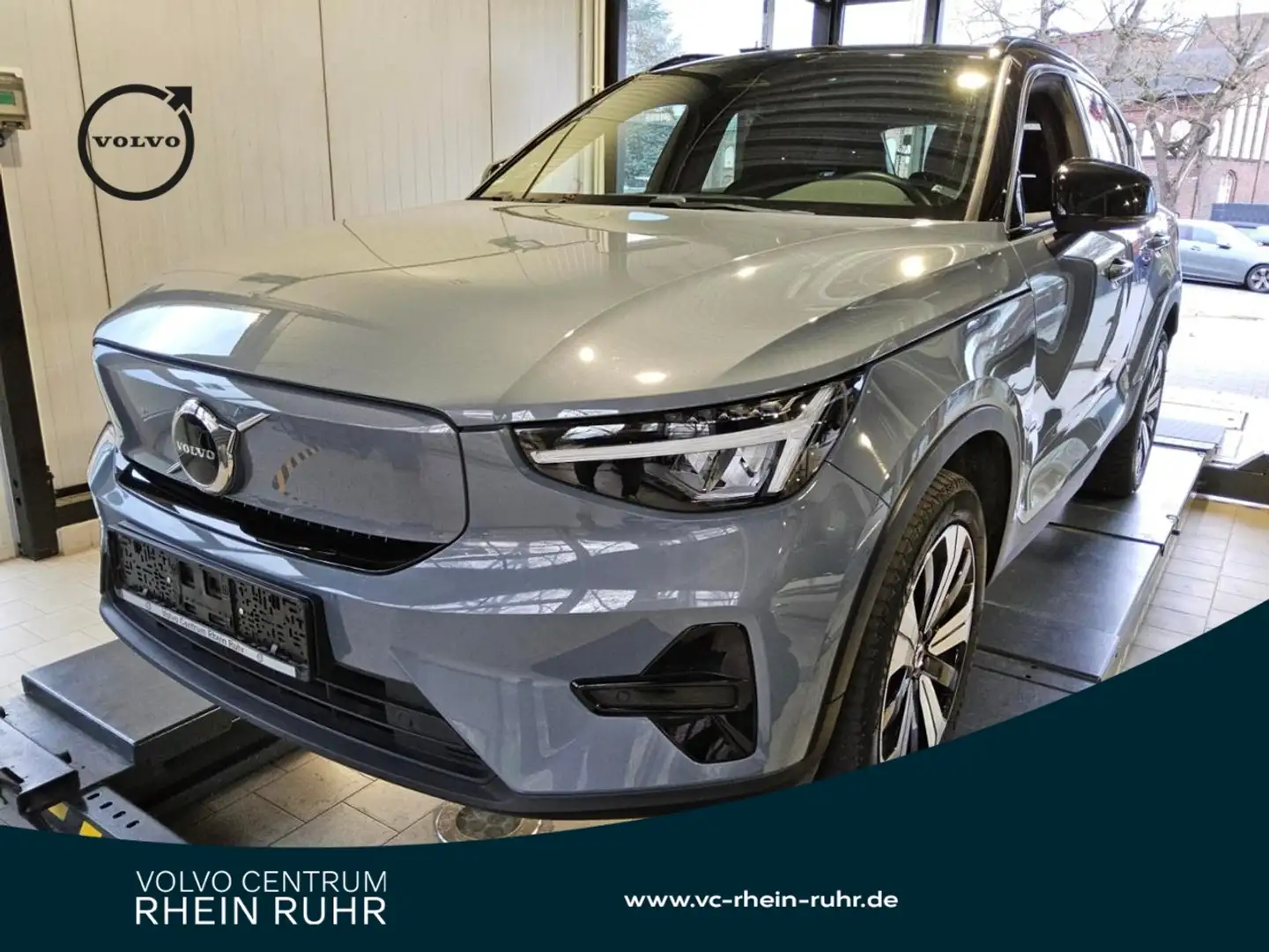 Volvo XC40 PURE ELECTRIC CORE STANDHZ+KAMERA+LM19+MET+ Gris - 1