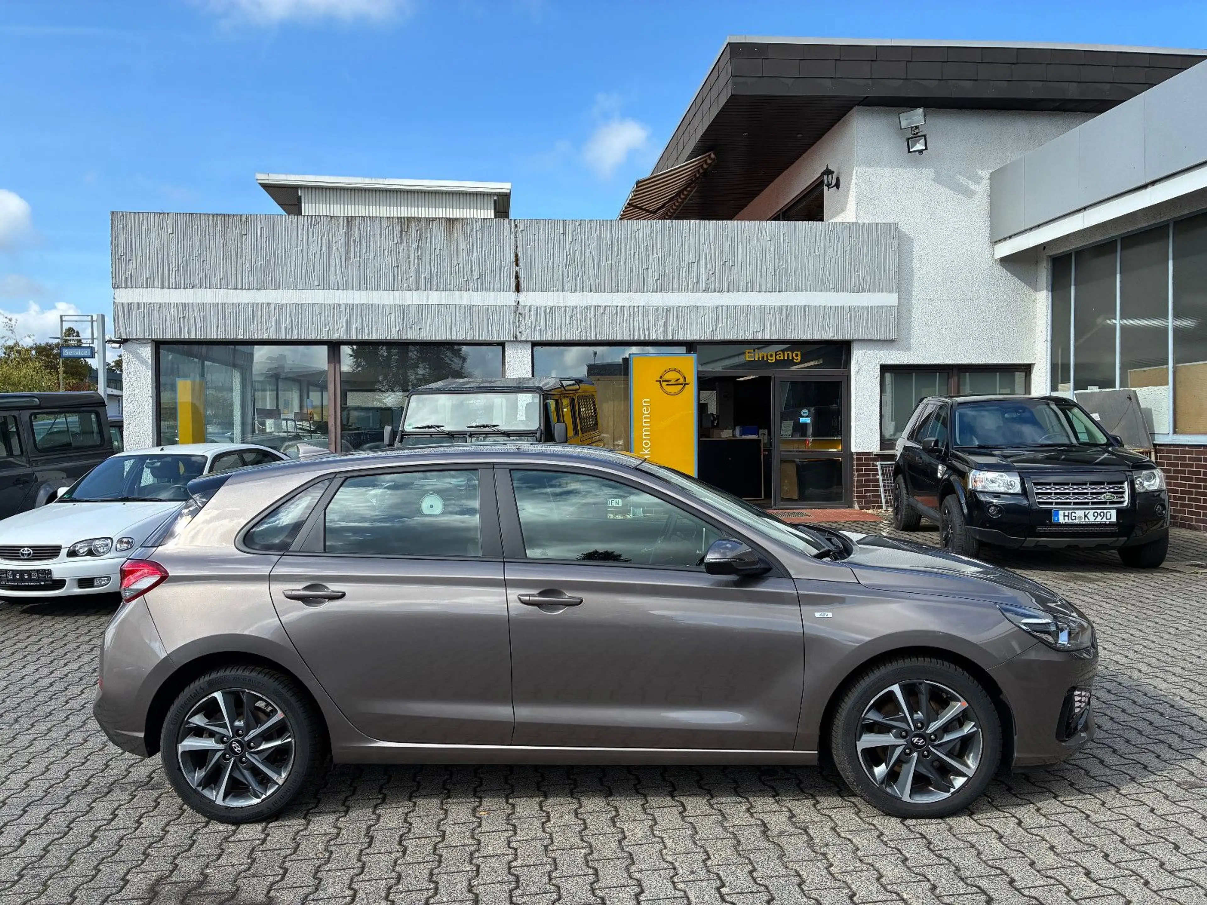 Hyundai i30 Automatik, Navigation, Tüv neu — photo 8