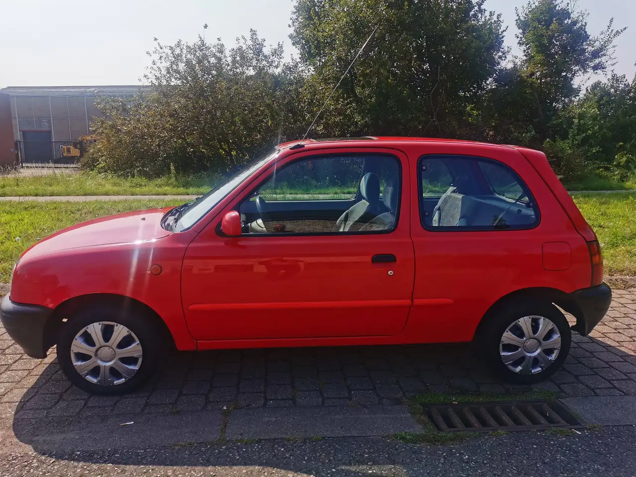 Nissan Micra 1.0i L, foto 5