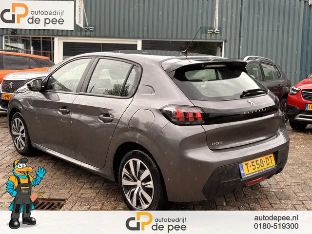 Peugeot 208 view 15