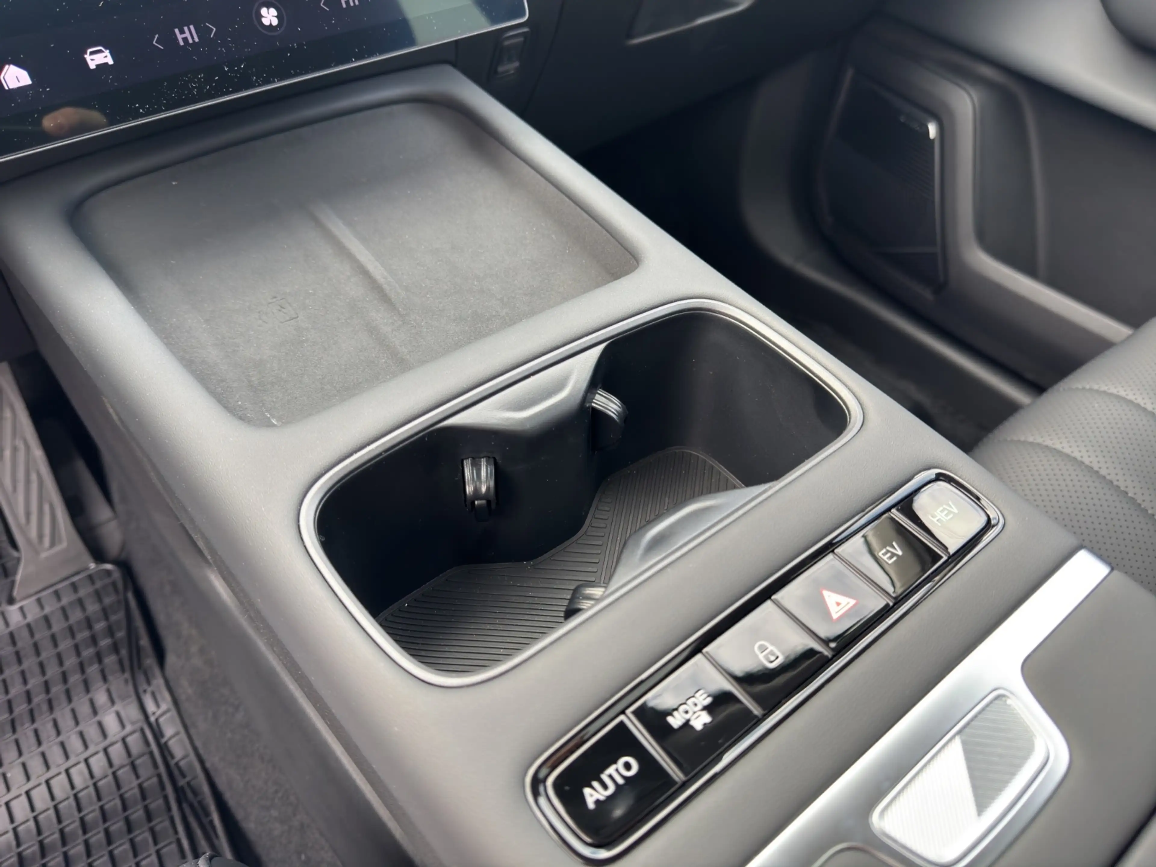 Jaecoo J7 PHEV 1.5 SHS Premium-Line AHK CarPlay Pano — photo 16