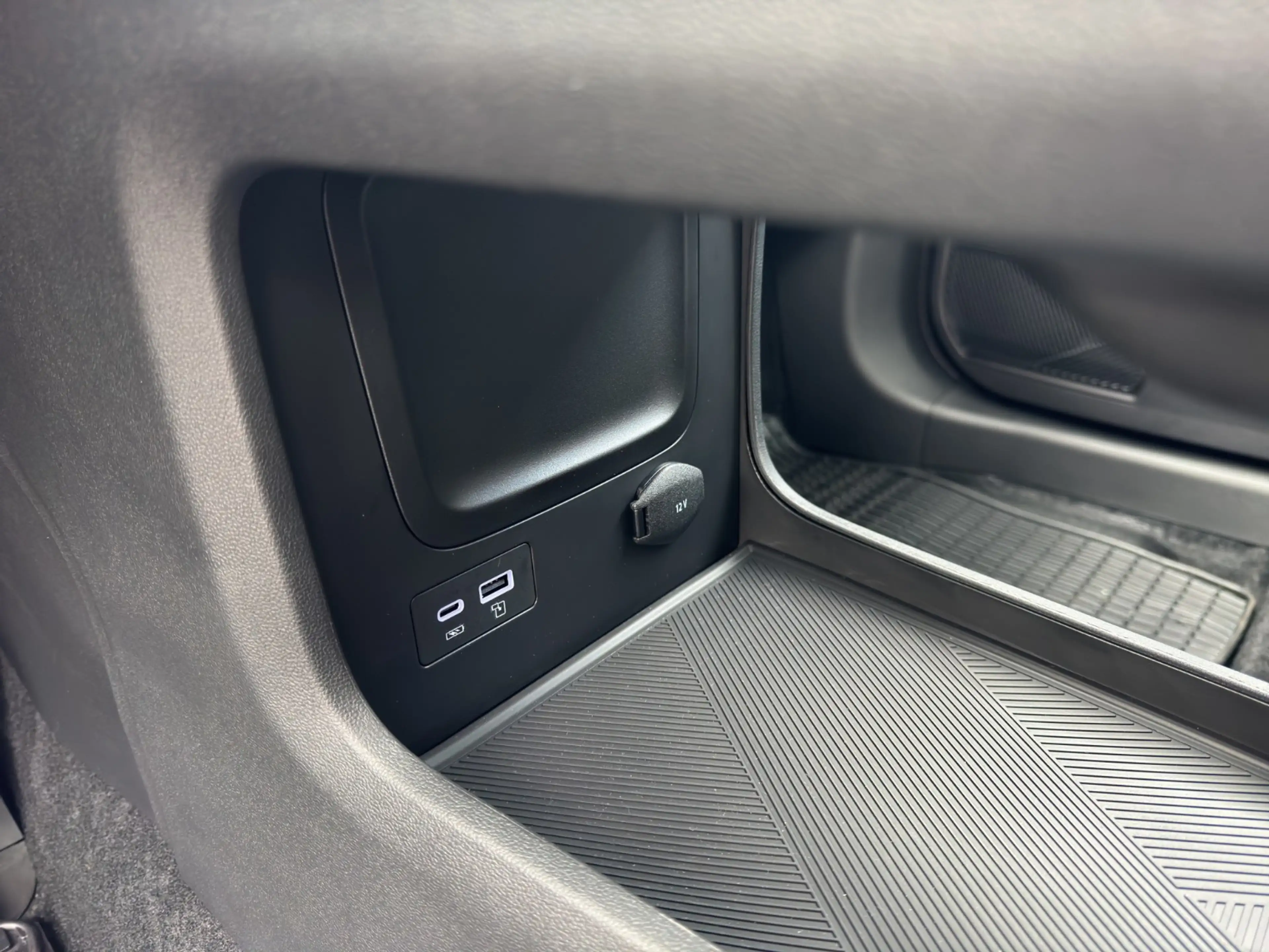 Jaecoo J7 PHEV 1.5 SHS Premium-Line AHK CarPlay Pano — photo 20