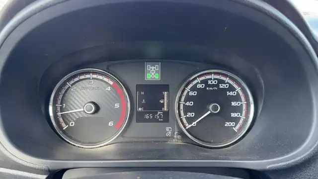 Mitsubishi L200 view 12