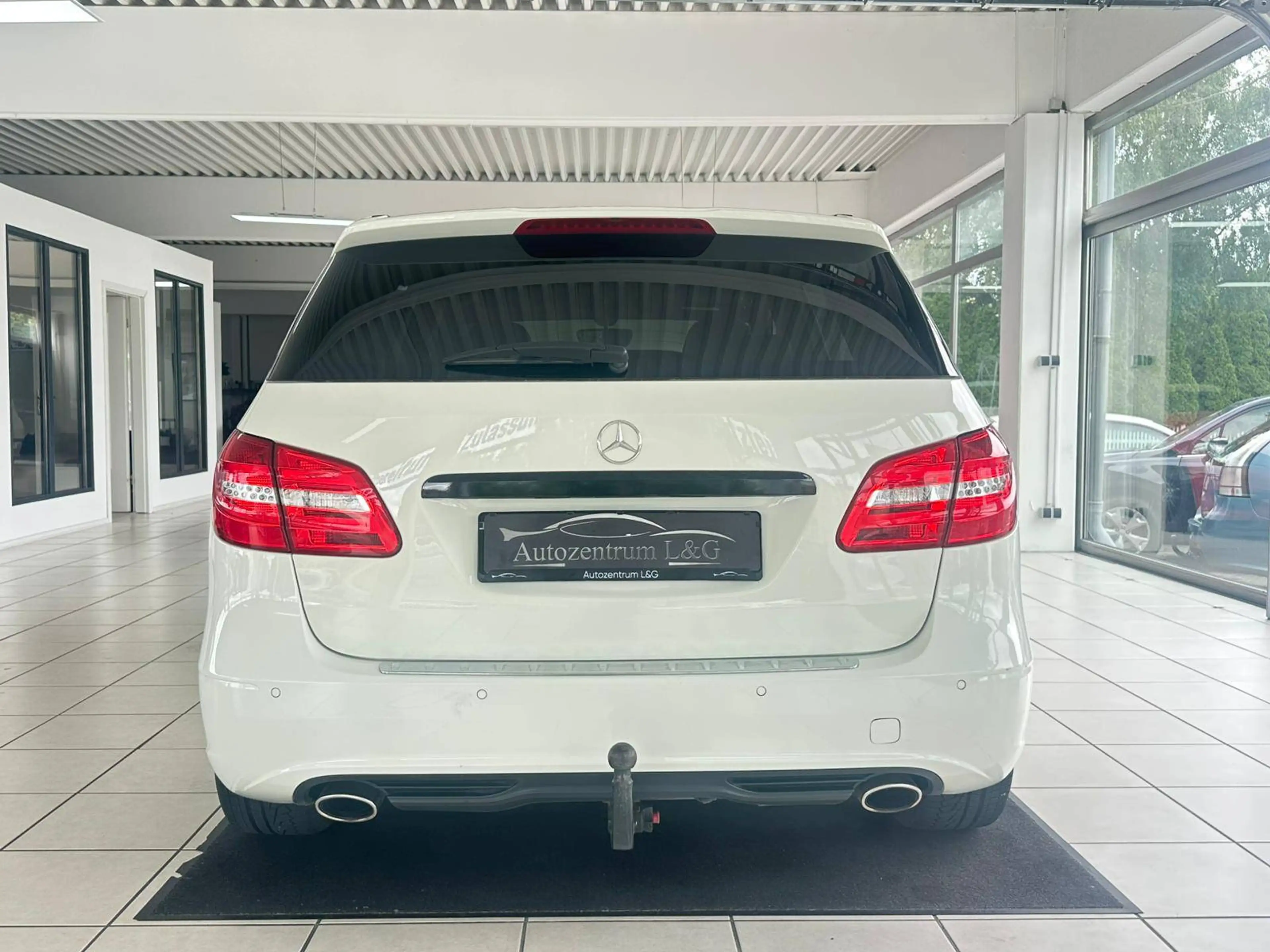Mercedes-Benz B 220 B 220 4Matic (246.247) — photo 6