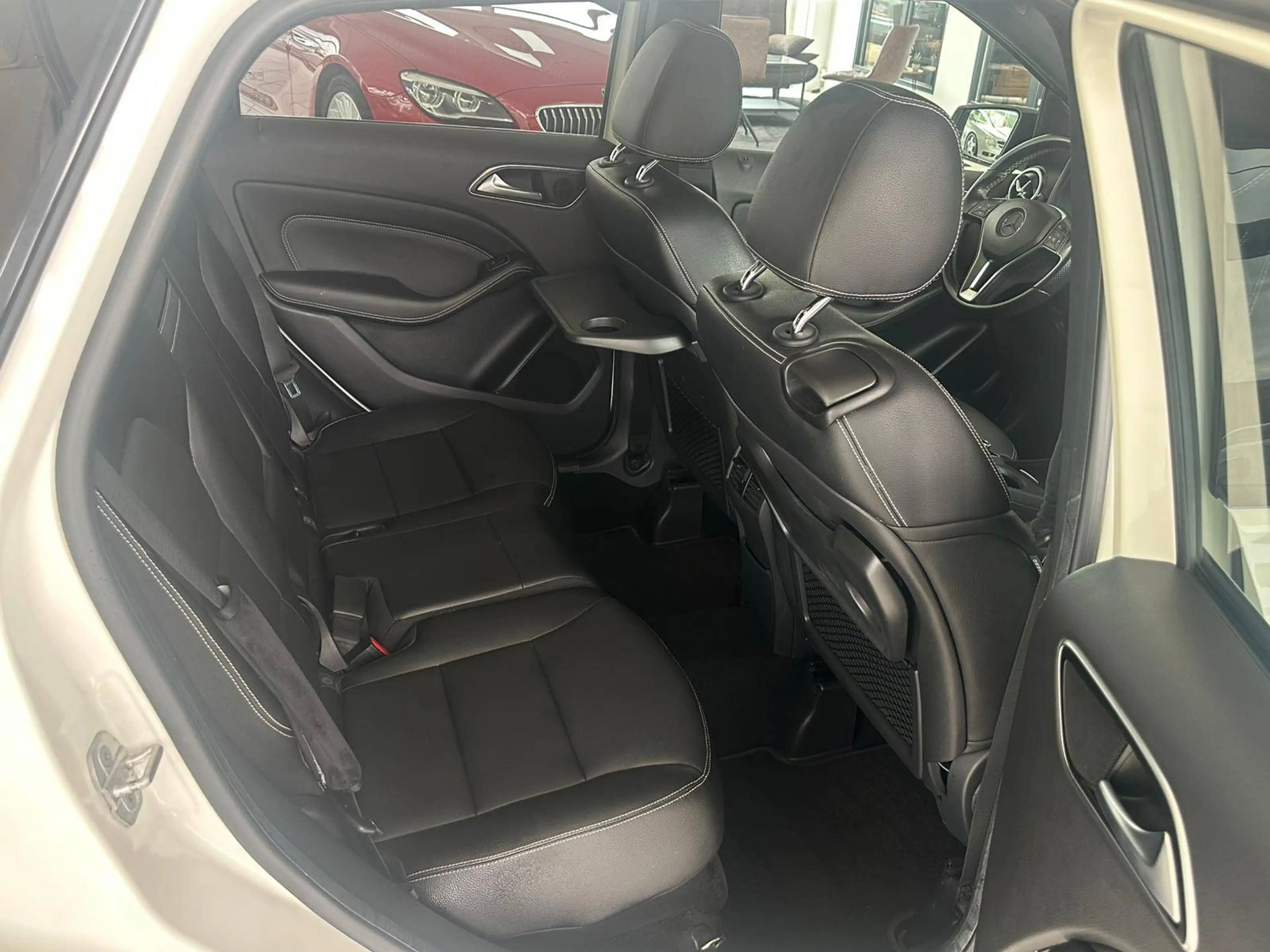 Mercedes-Benz B 220 B 220 4Matic (246.247) — photo 10