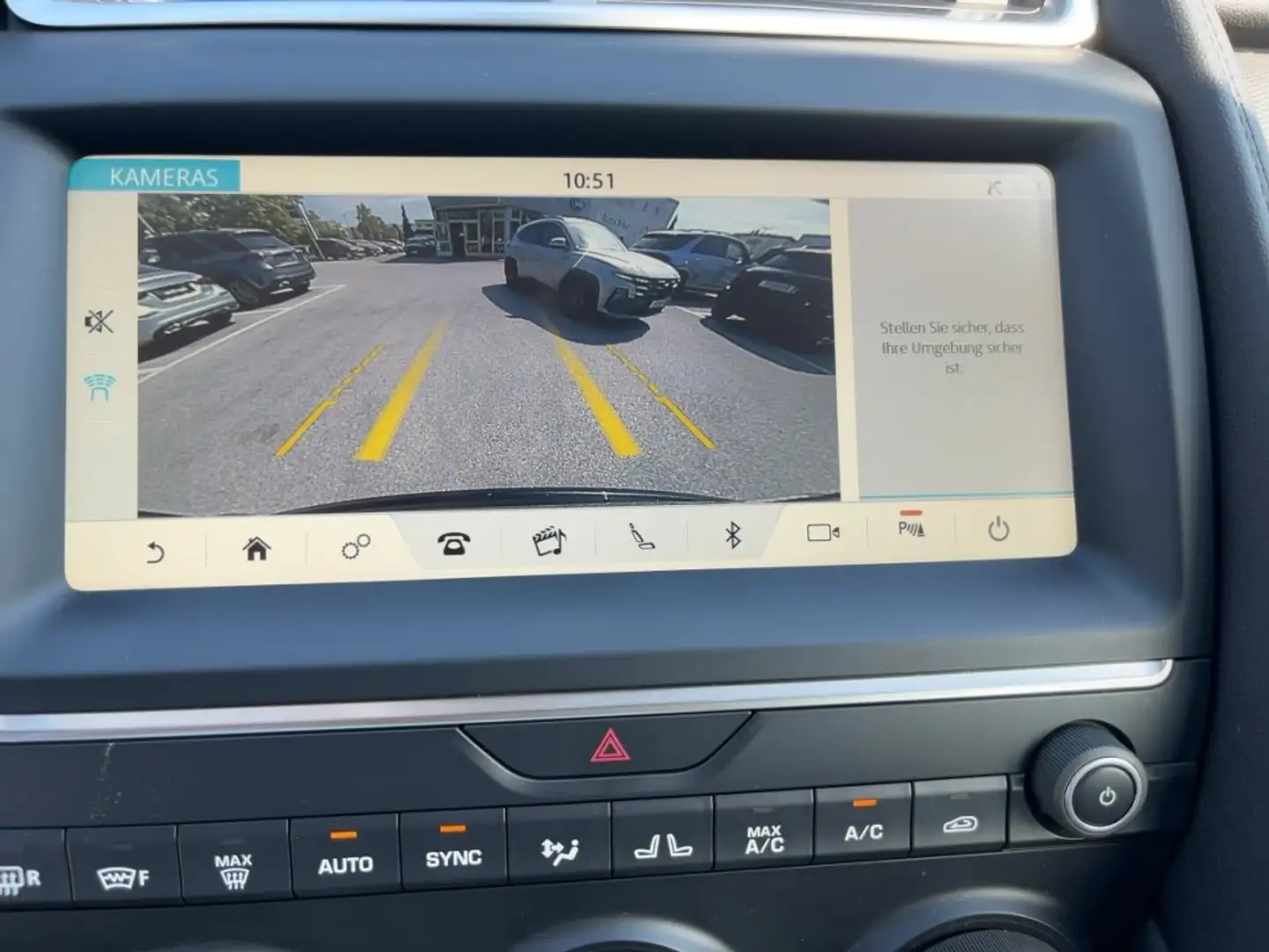 Jaguar E-Pace Jaguar E-Pace Allrad AWD Grau - 2