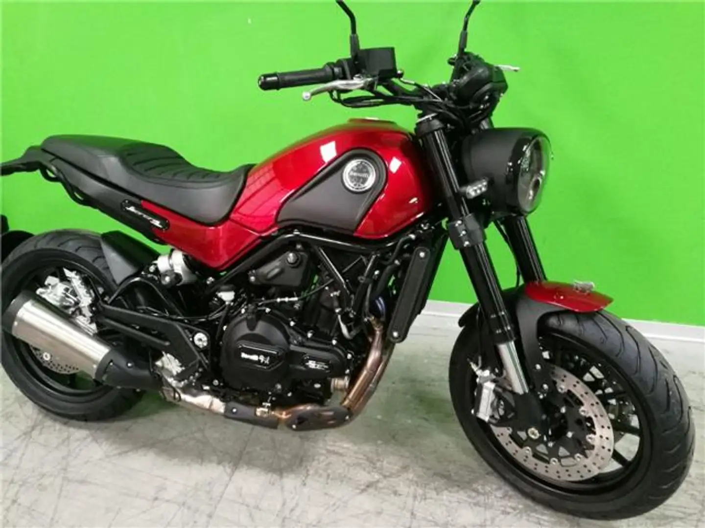 Benelli Leoncino 500 Abs Rot - 1