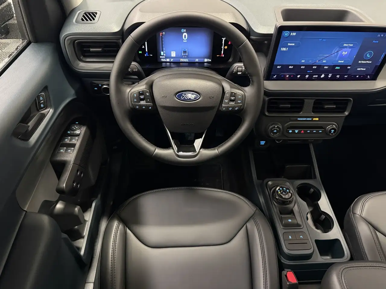 Ford Maverick снимка Ford Maverick