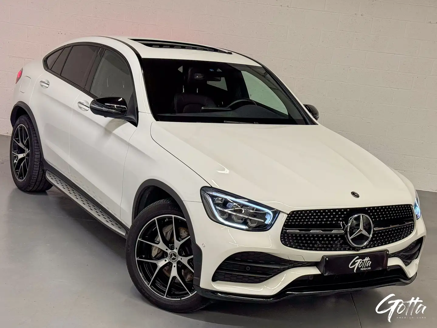 Mercedes-Benz GLC 220 d 4-Matic COUPE/ AMG NIGHT/ CUIR/TOIT OUVRANT PANO Weiß - 2