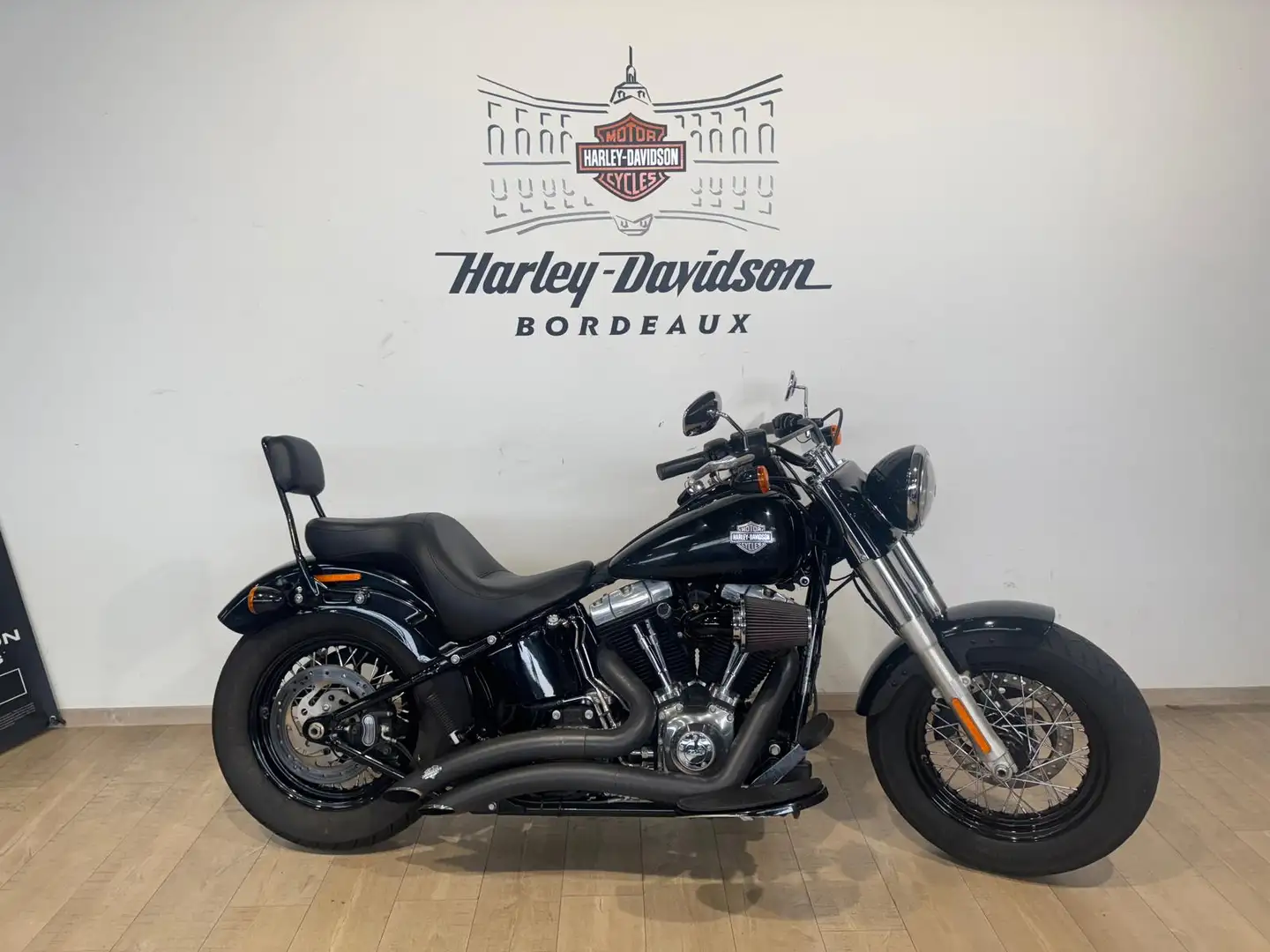 Harley-Davidson Softail Slim - 1