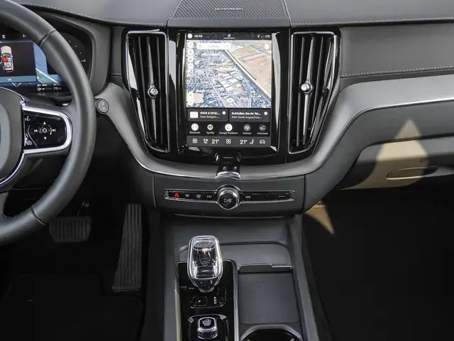 Volvo XC60 view 13