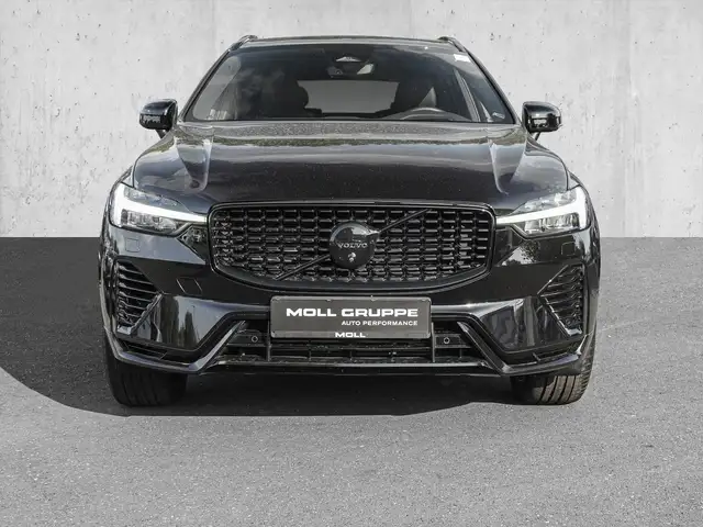Volvo XC60 view 3