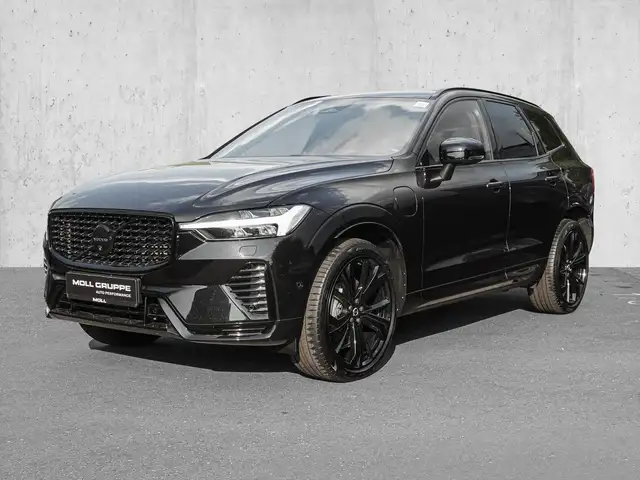 Volvo XC60 view 2