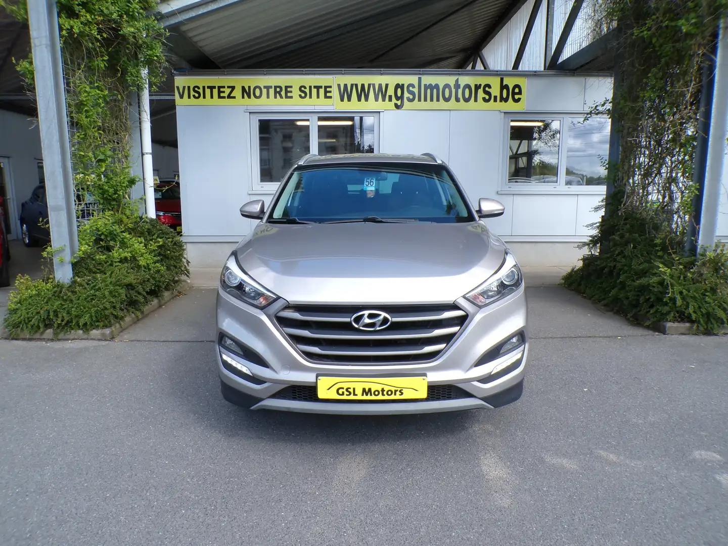 Hyundai TUCSON 1.7CRDi 116cv 2WD beige 01/17 Airco GPS Cruise USB Beige - 2