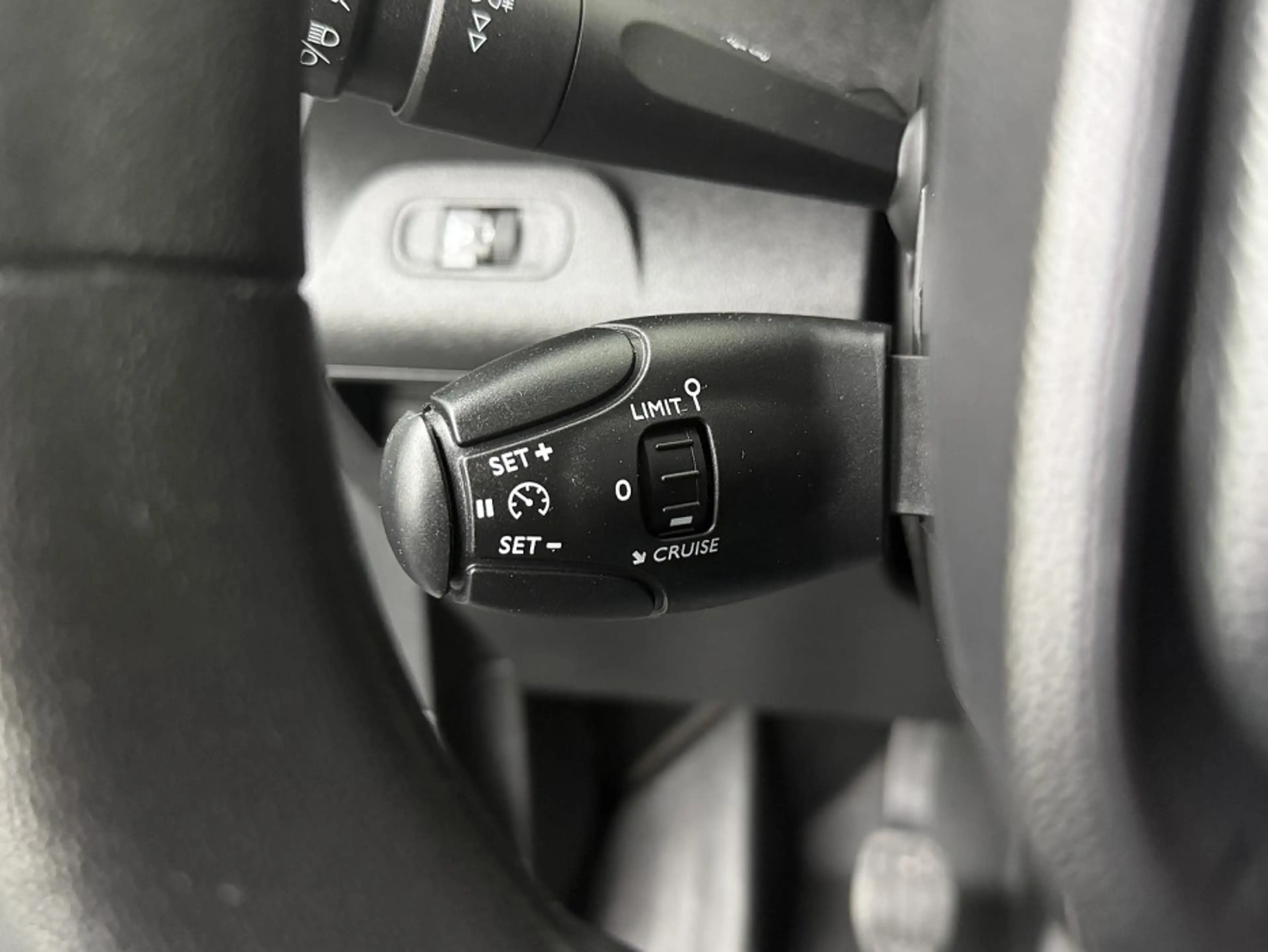 Peugeot Partner 1.5HDi | 3-Persoons | Navigatie | Multimedia | Air — photo 15