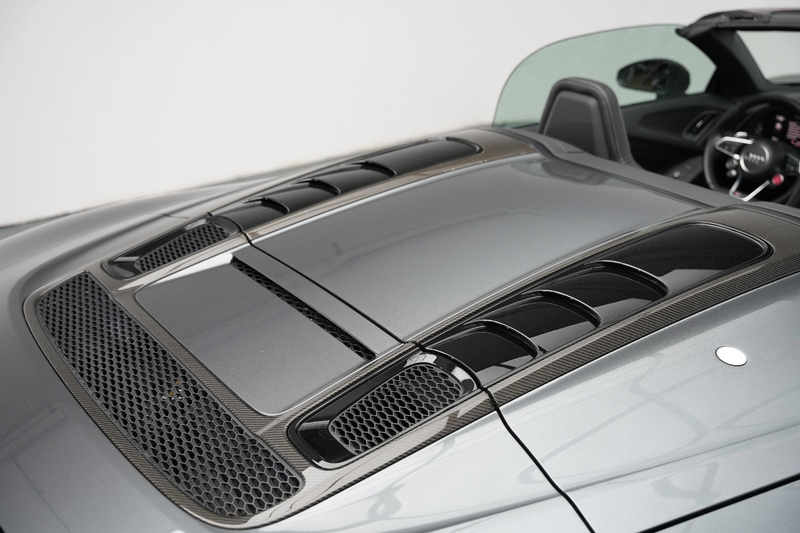Audi R8 Spyder 5.2 FSI quattro performance/FULL-CARBON — photo 12