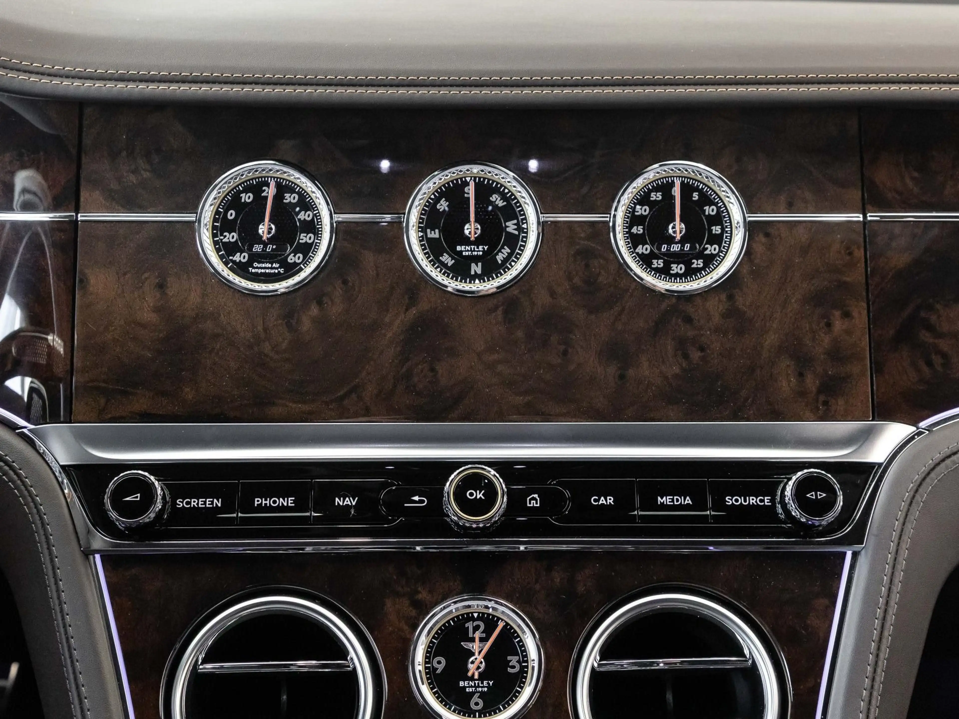 Bentley Continental New Continental GT W12 von BENTLEY FRANKFURT — photo 14