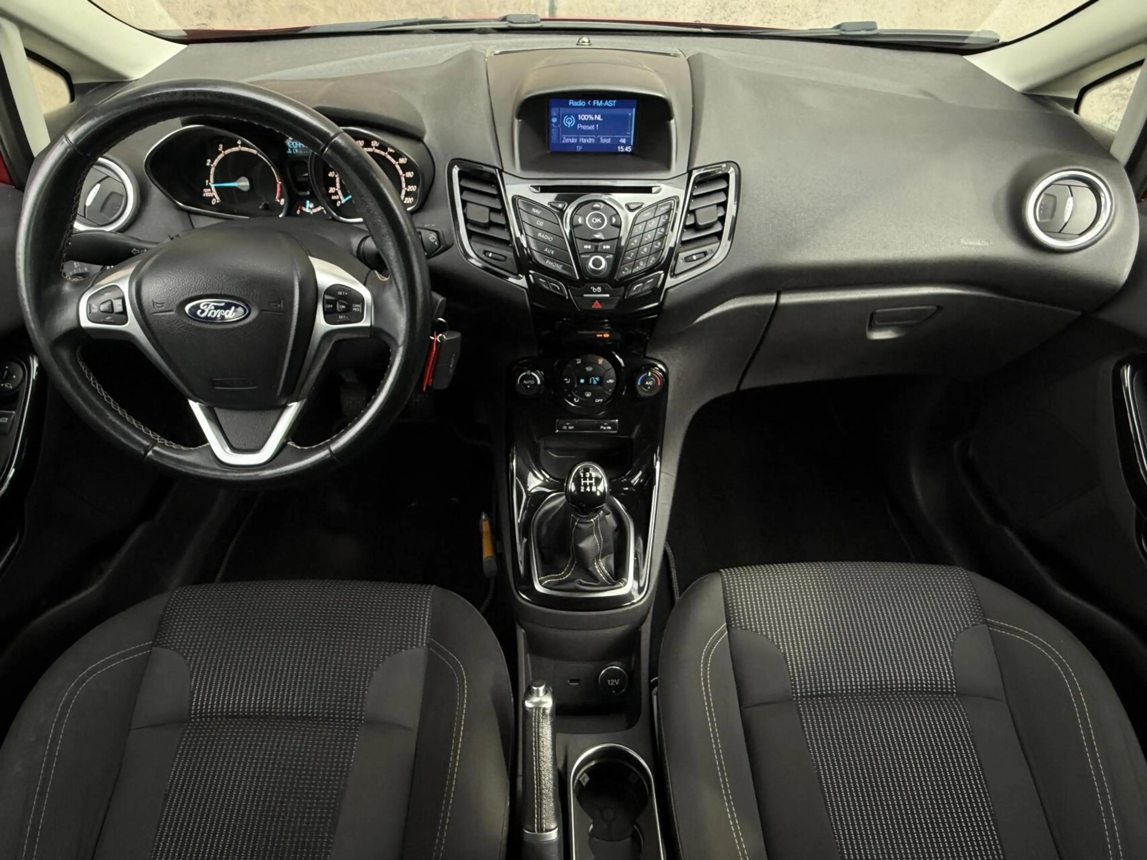 Ford Fiesta 1.0 EcoBoost Titanium | Navigatie | Cruise control — photo 5