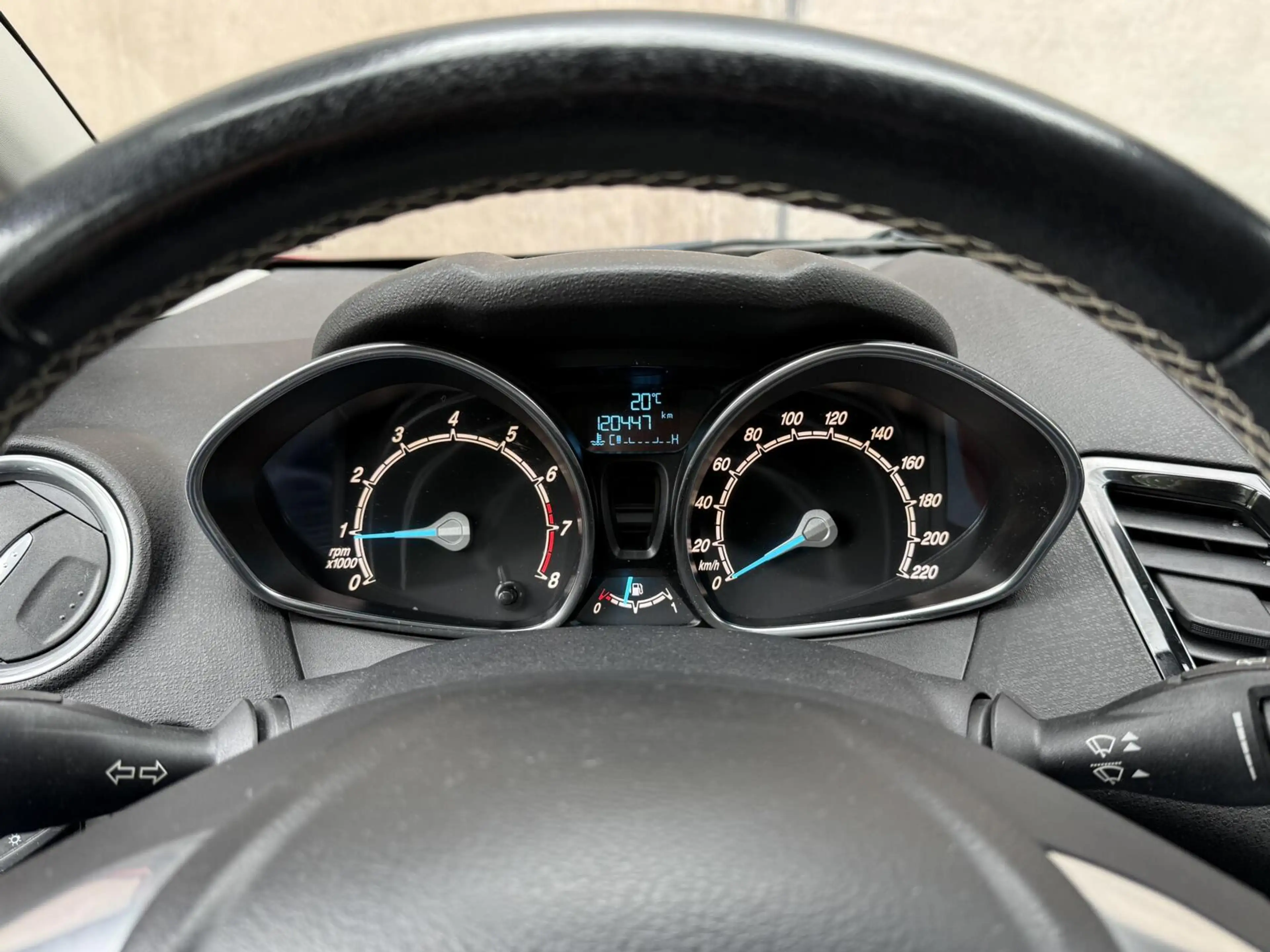 Ford Fiesta 1.0 EcoBoost Titanium | Navigatie | Cruise control — photo 6