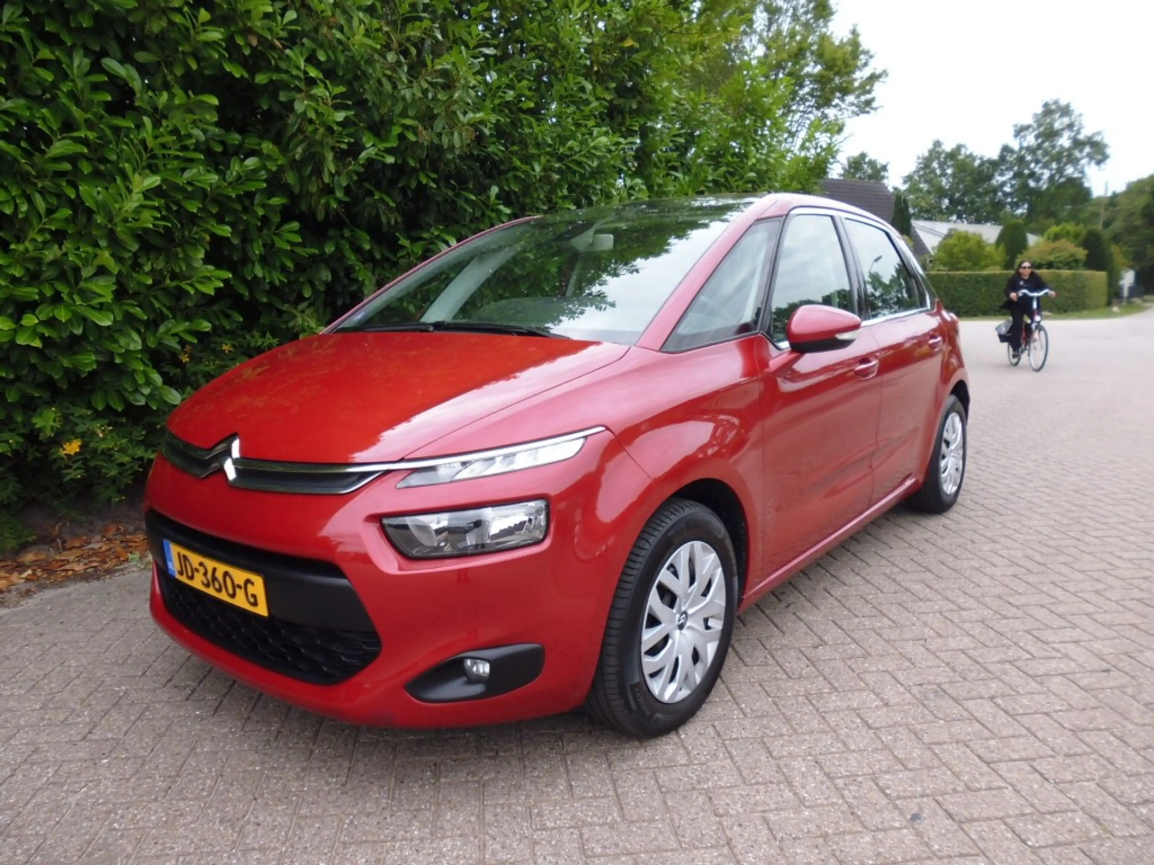 Citroen C4 Picasso 1.2 PureTech Selection 130 pk CRUISE NAVI ESP PDC