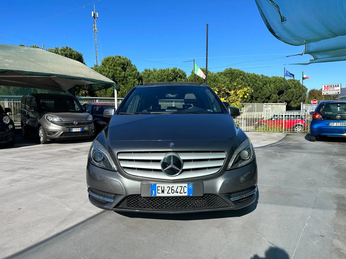 Mercedes-Benz B 180 Classe B - T246 cdi Premium Full edition auto Grigio - 2