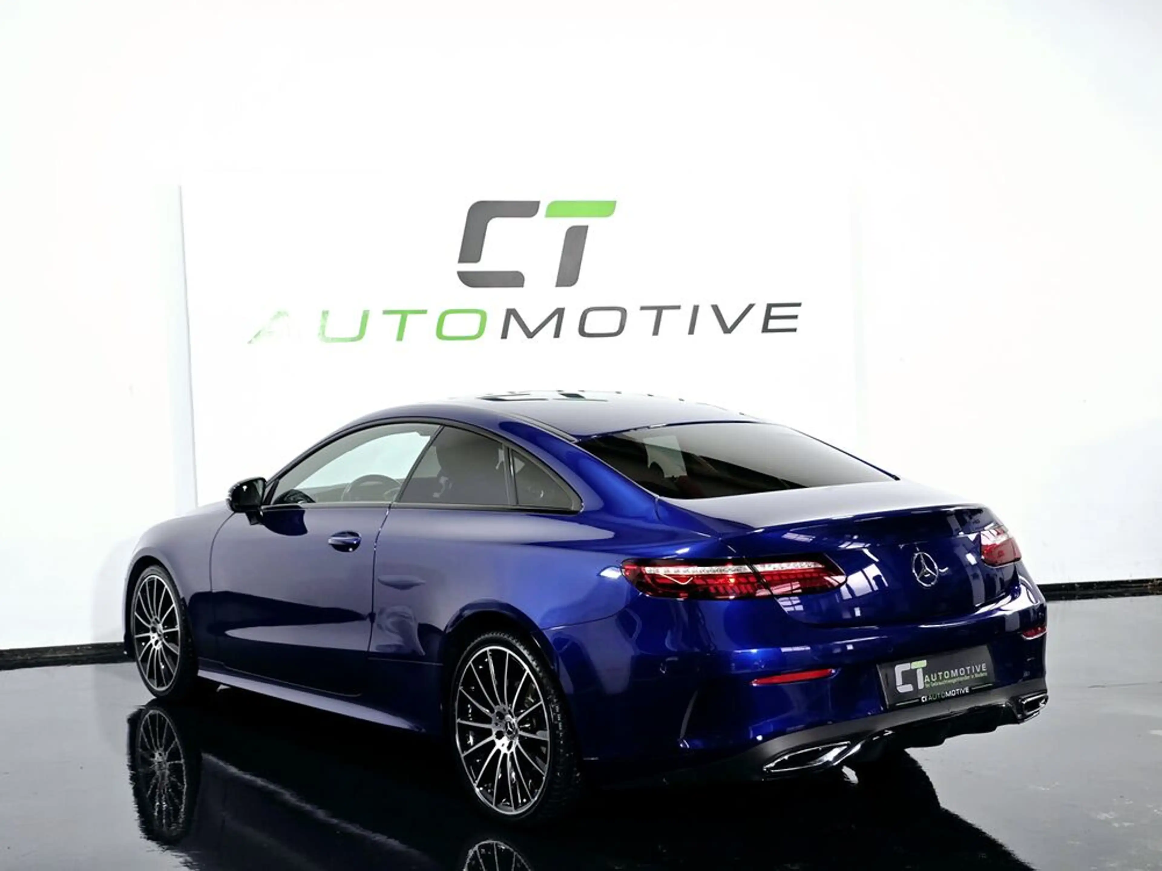 Mercedes-Benz E 220 D Coupe AMG-Line Aut. — photo 3