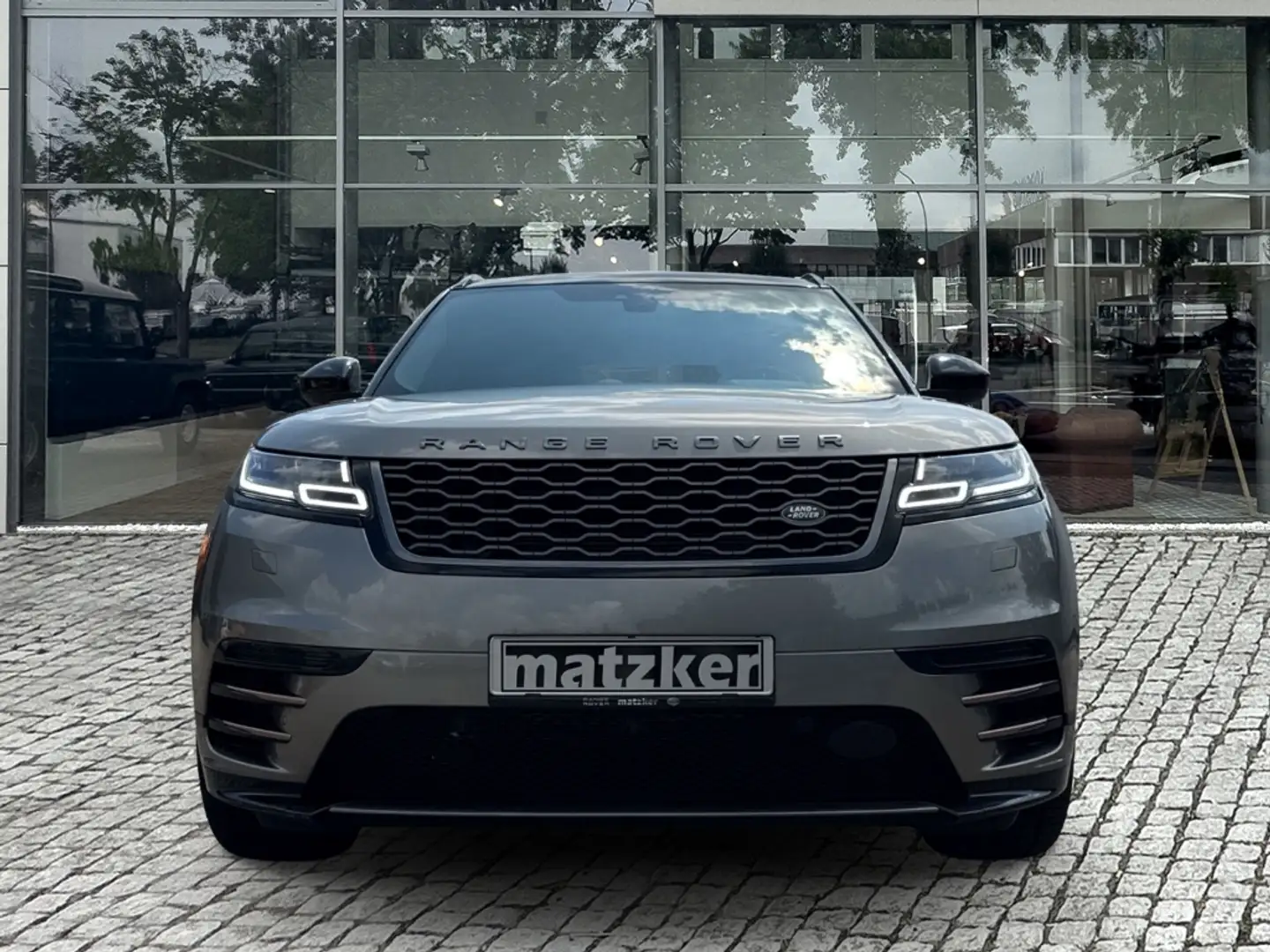 Land Rover Range Rover Velar L560 D300 R-Dynamic SE Argent - 2