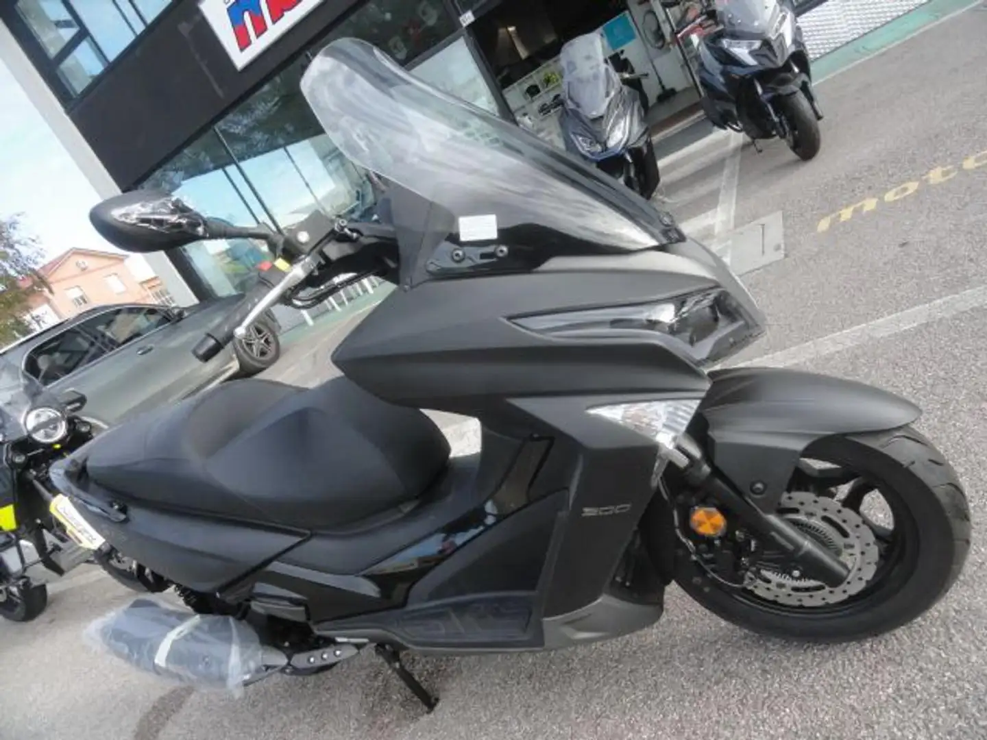 Kymco X-Town X - TOWN 300i ABS Negro - 2