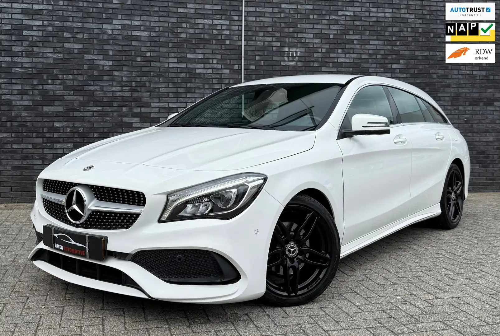 Mercedes-Benz CLA 200 Shooting Brake d AMG 1500kg Trekgewicht|Camera|App Wit - 1