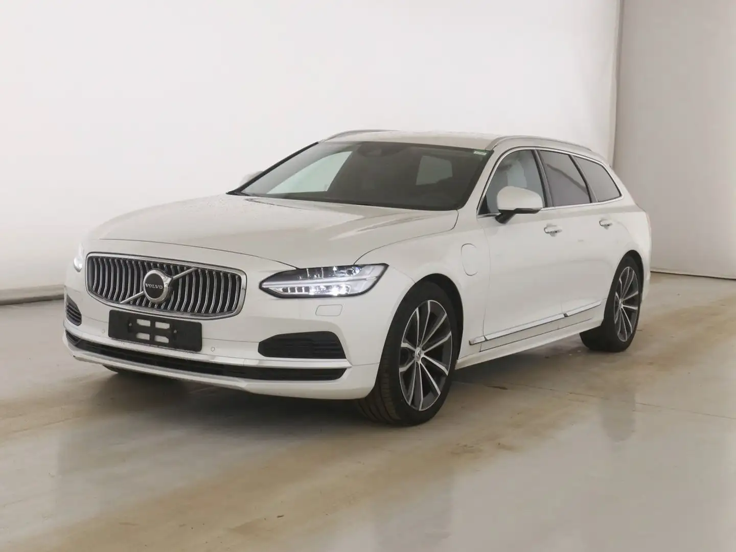 Volvo V90 Inscription T6 AWD Plug-in Hybrid Benzin Aut White - 1