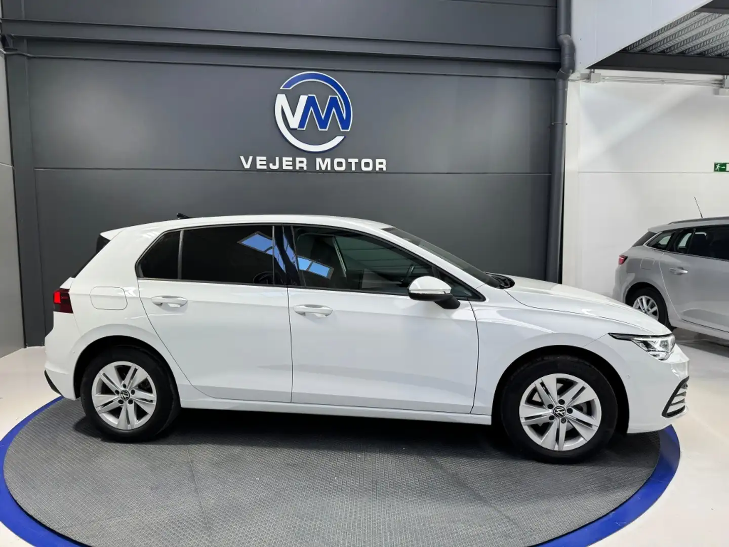 Volkswagen Golf 1.6TDI Advance 85kW Blanco - 2