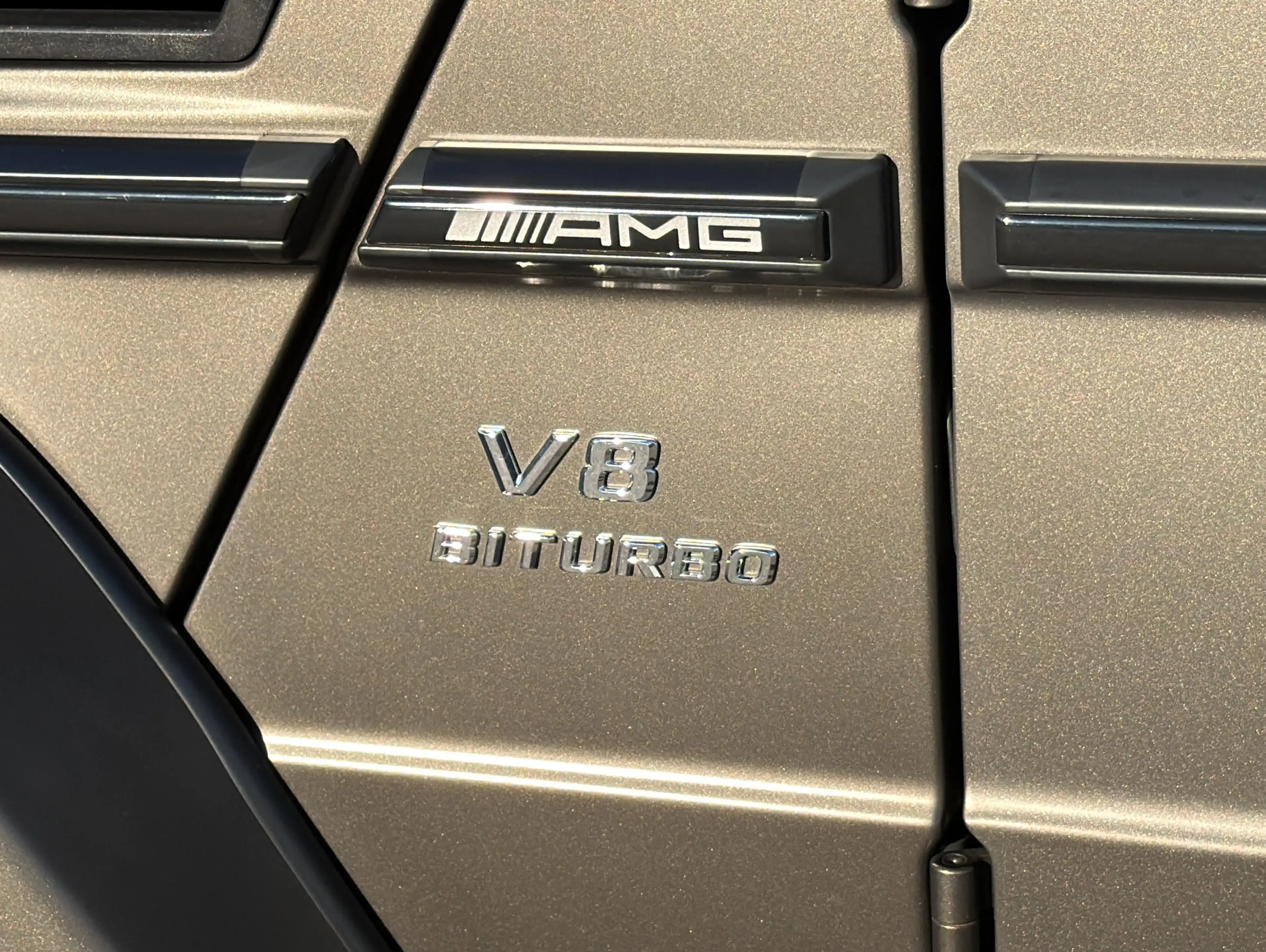 Mercedes-Benz G G 63 AMG Exclusive Edition — photo 9