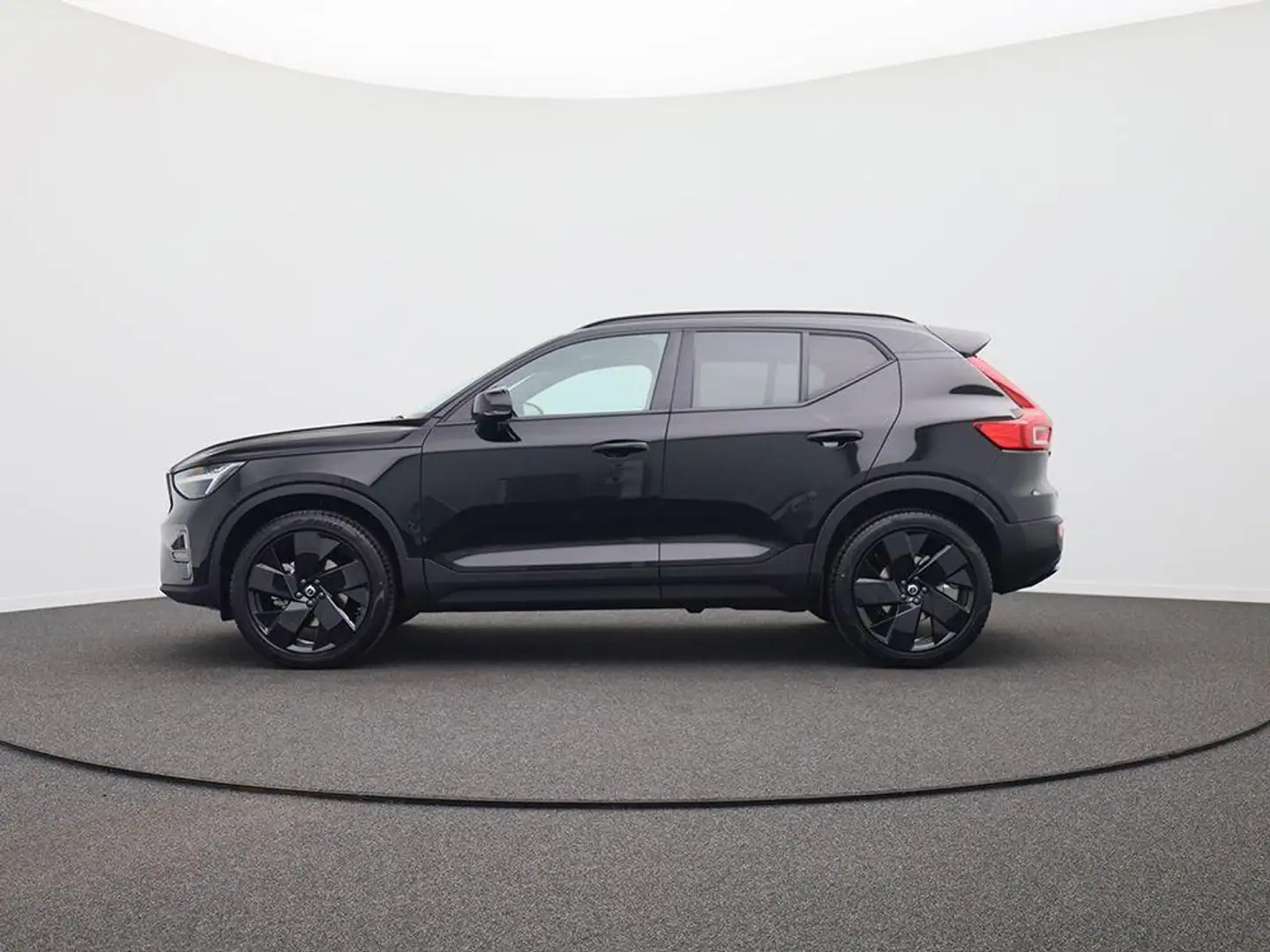 Volvo XC40 2.0 Black Edition Plus B4 Mild-Hybrid 197PS Aut... Schwarz - 2